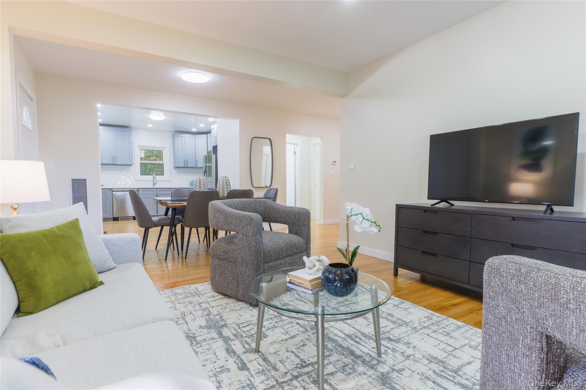 #13 photo, 25 Van Duzen Place, Tuckahoe , NY 10707