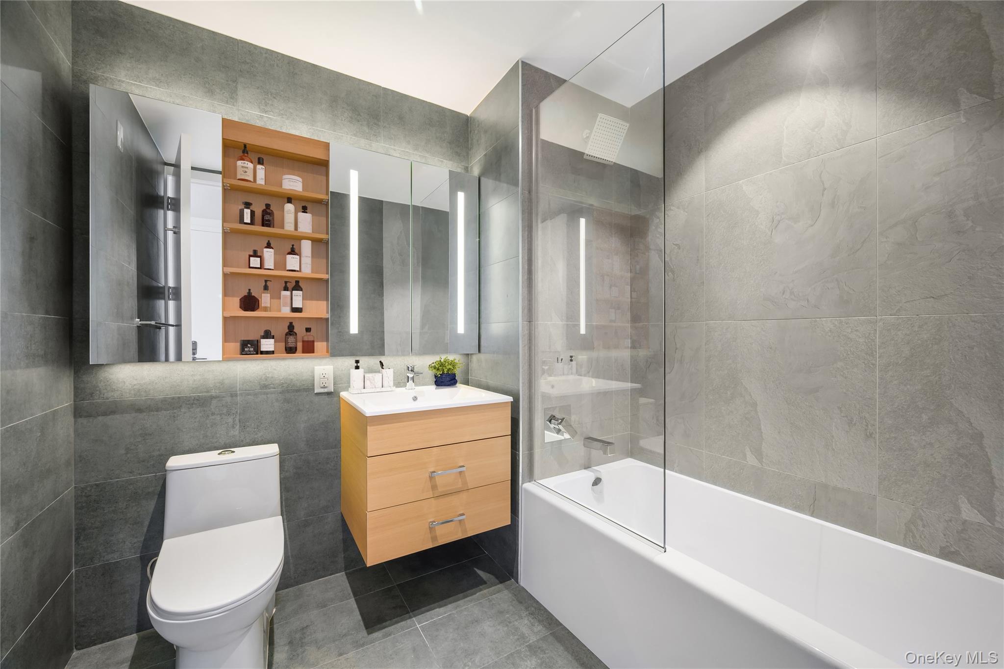 #7 photo, 44 Hudson Street, Yonkers , NY 10701