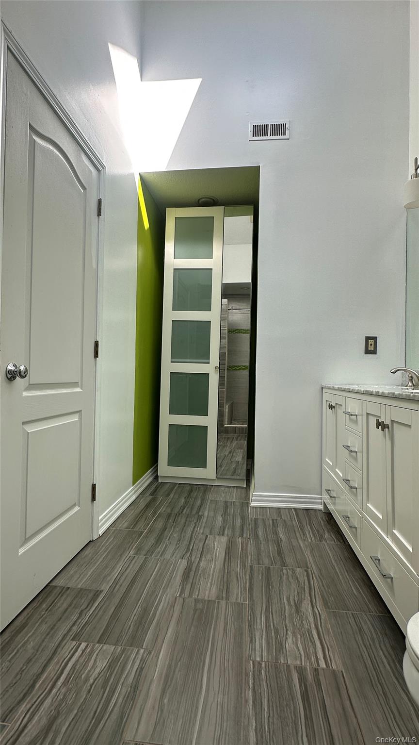 #11 photo, 21 Twin Ponds Drive, Kingston , NY 12401