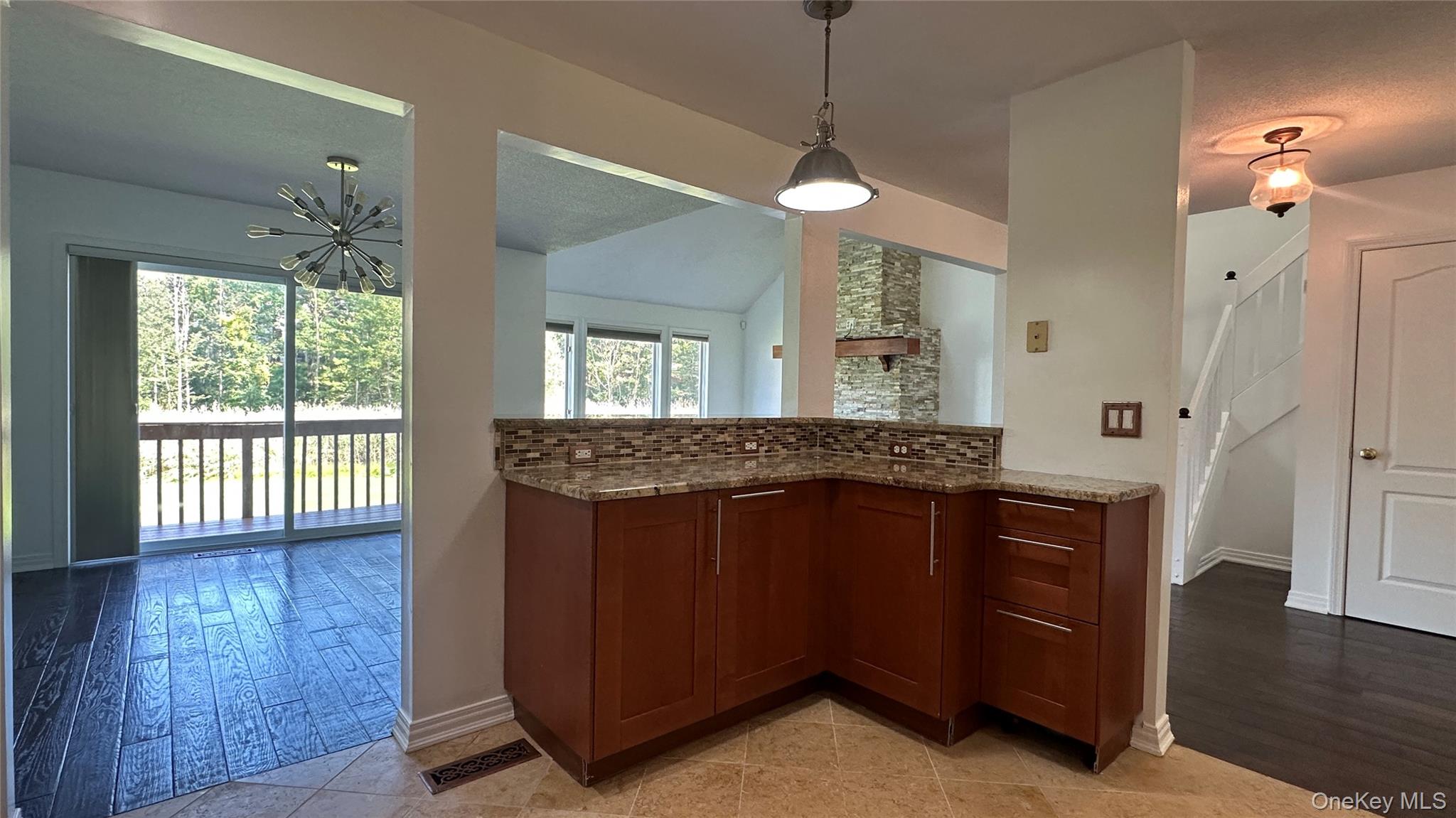 #5 photo, 21 Twin Ponds Drive, Kingston , NY 12401