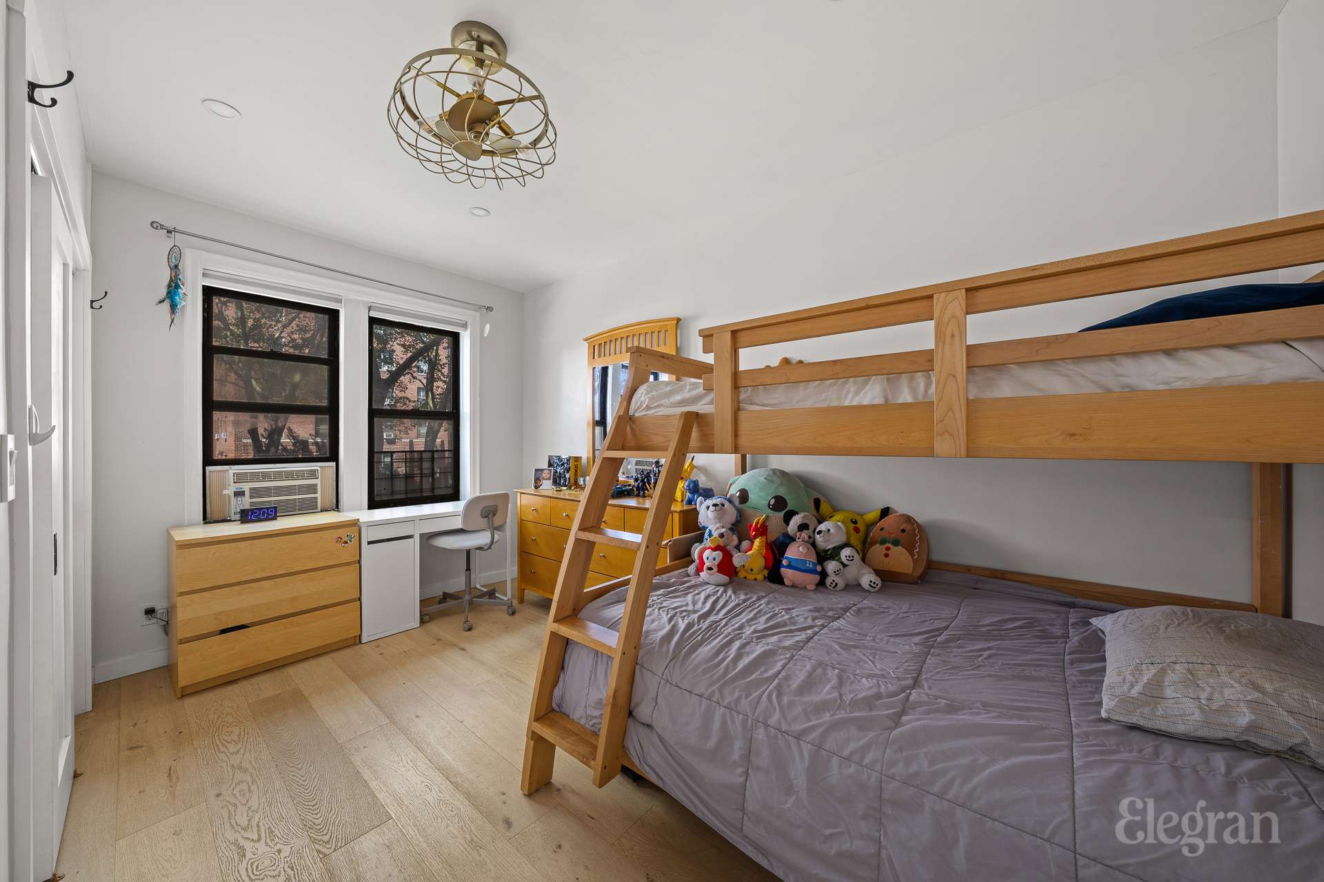 #6 photo, 504 Grand Street, Lower East Side , NY 10002-0973