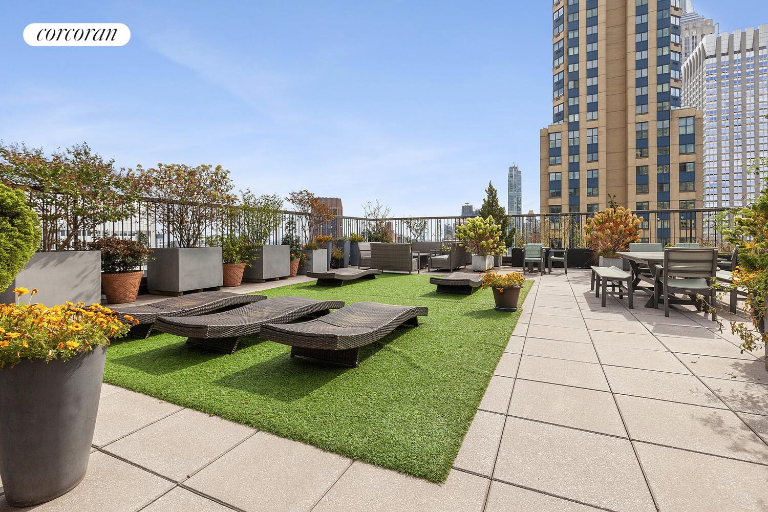 #11 photo, 445 5TH Avenue, Midtown , NY 10016