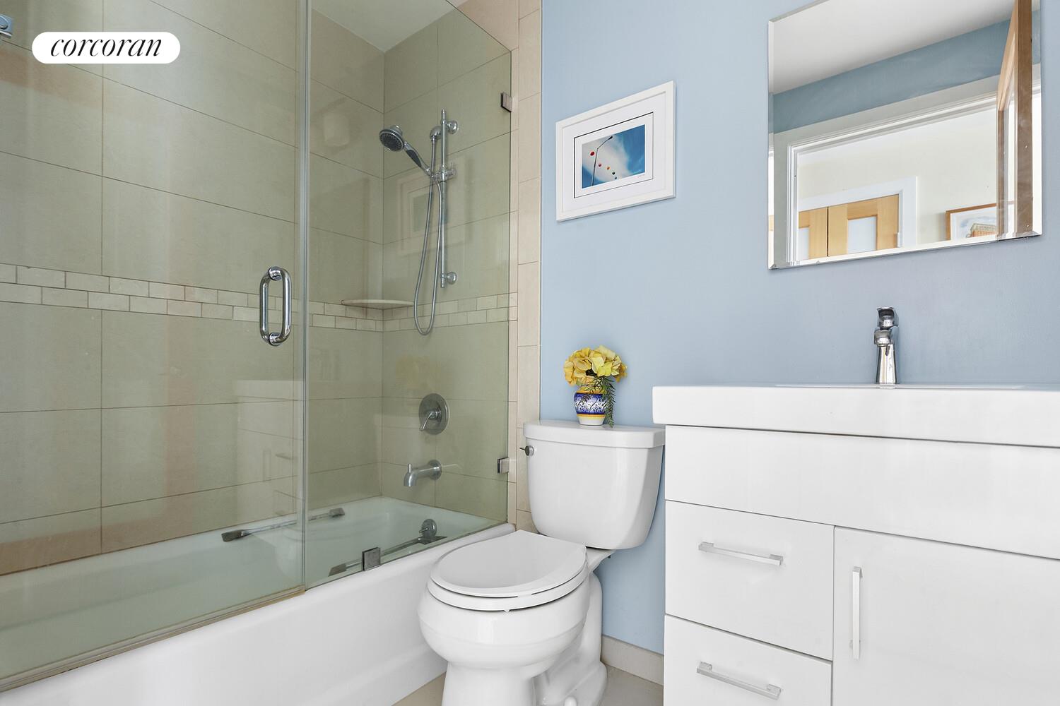 #8 photo, 445 5TH Avenue, Midtown , NY 10016