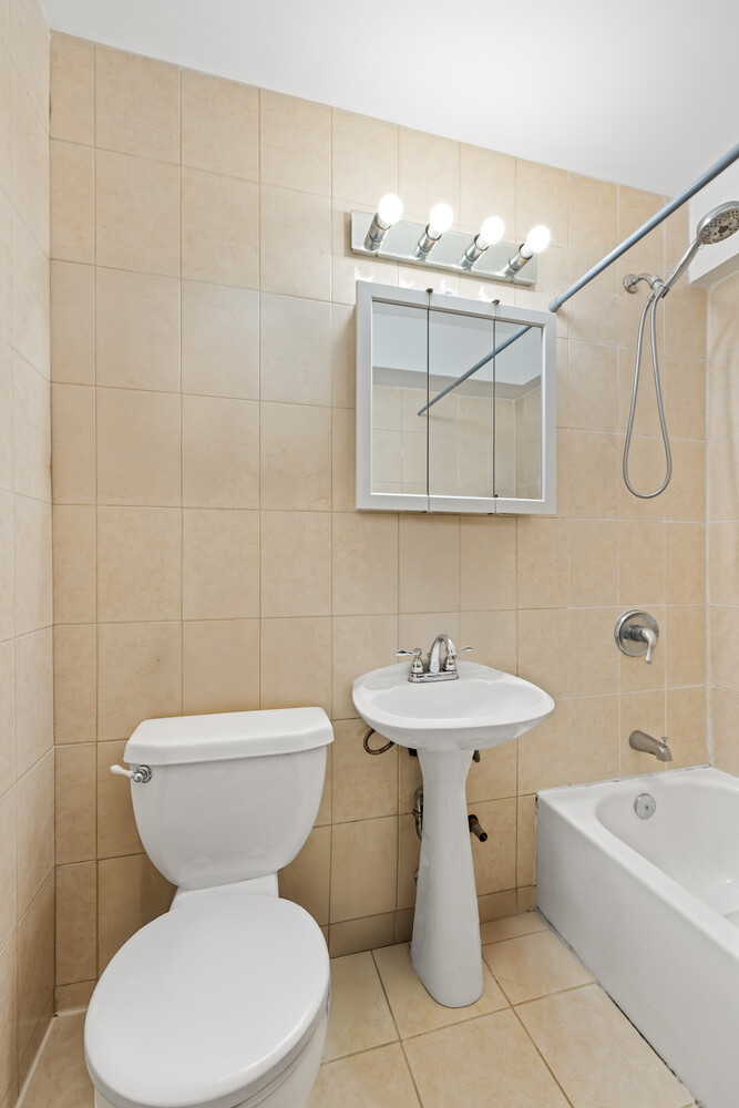 #16 photo, 65-15 ALDERTON Street, Rego Park , NY 11374