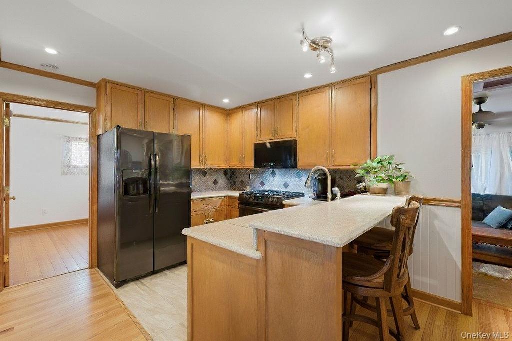 #4 photo, 5 Liberty Street, Hampton Bays , NY 11946