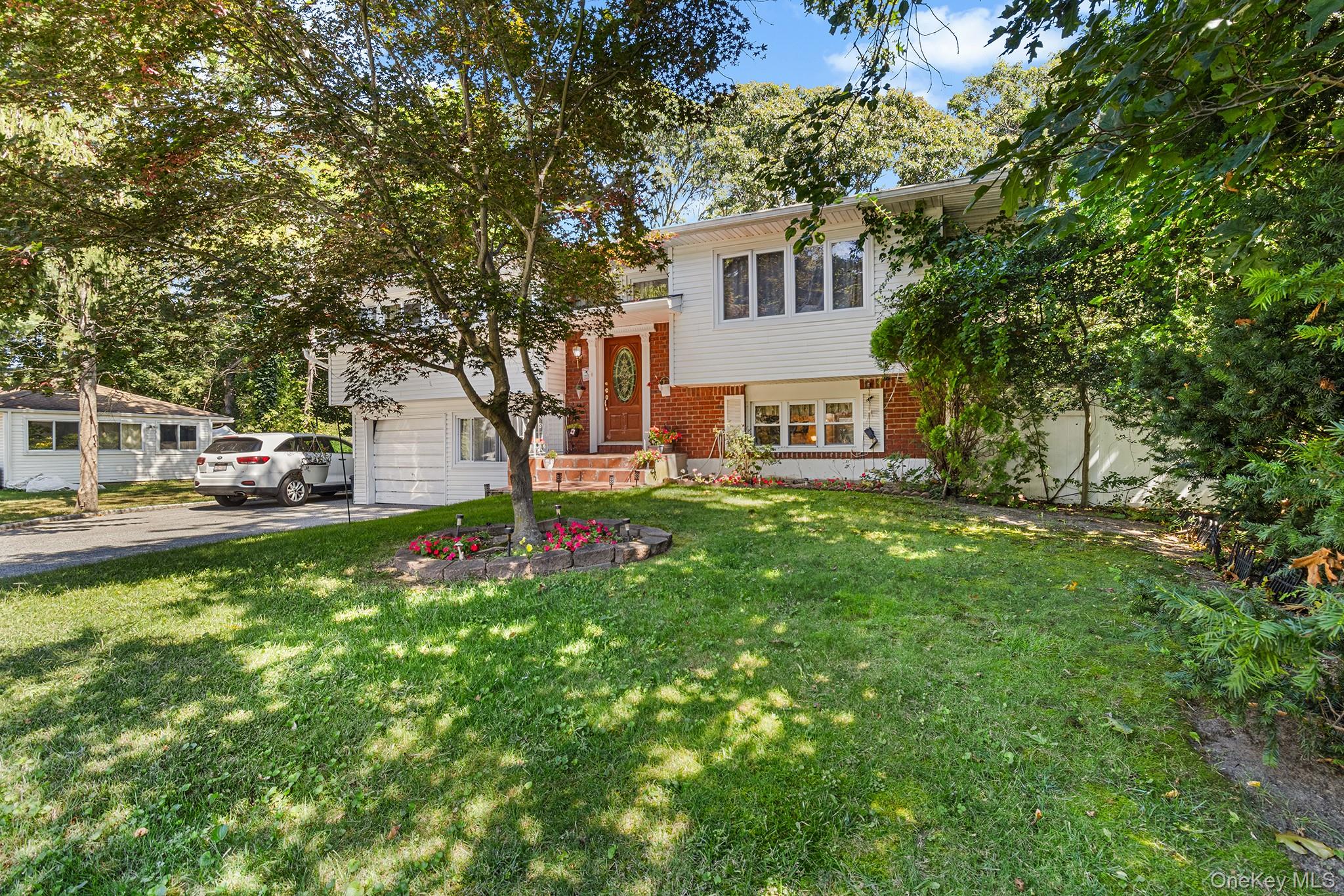 #3 photo, 31 Holbrook Road, Centereach , NY 11720