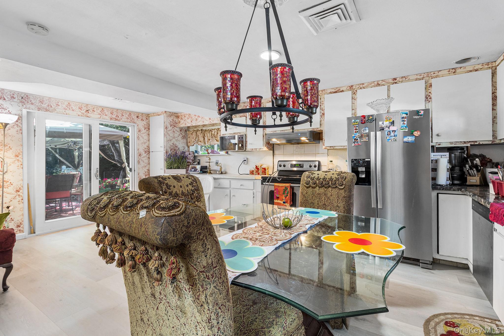 #6 photo, 31 Holbrook Road, Centereach , NY 11720