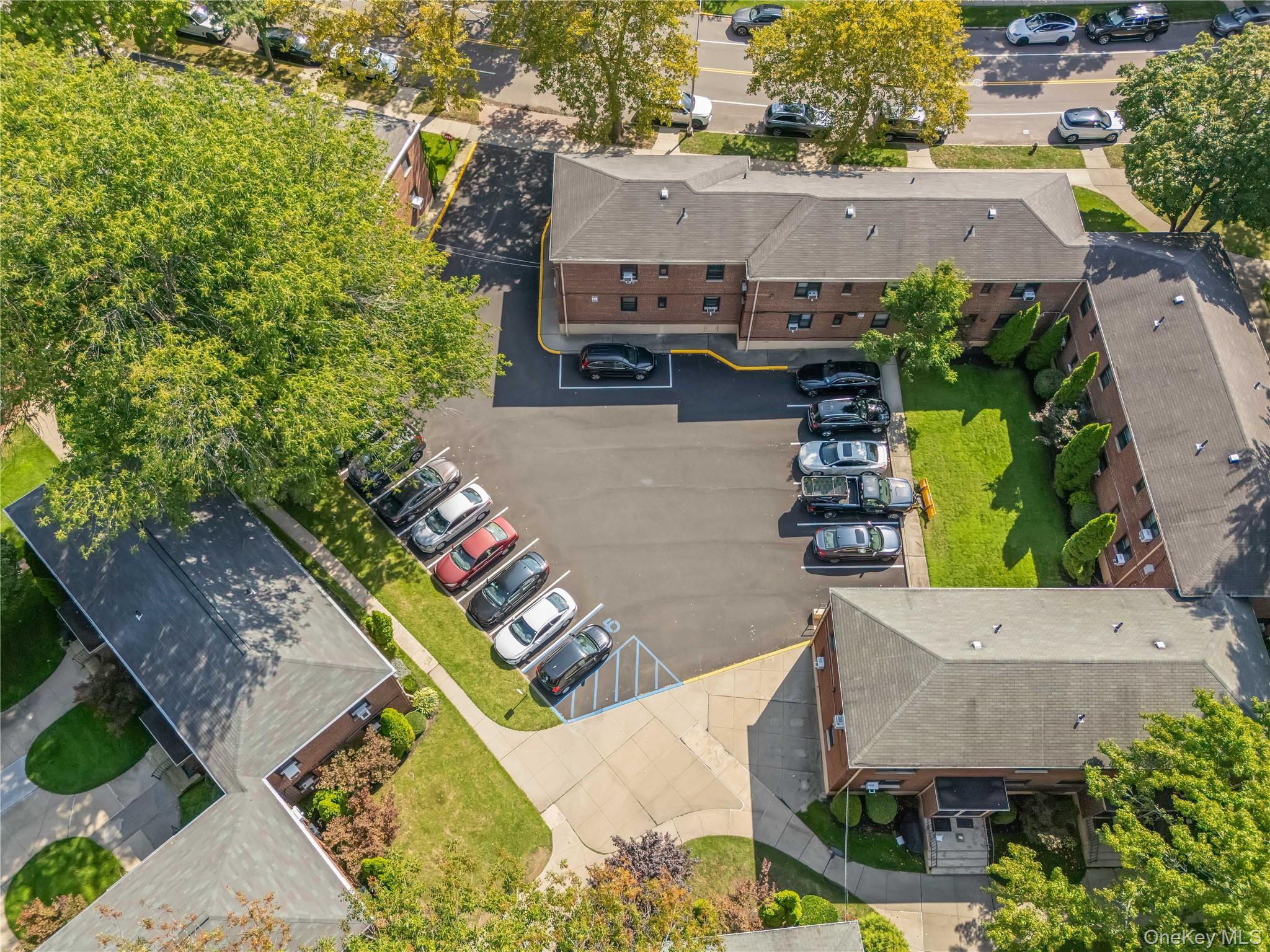 #17 photo, 73-08 220th Street, クイーンズ区 Oakland Gardens , NY 11364