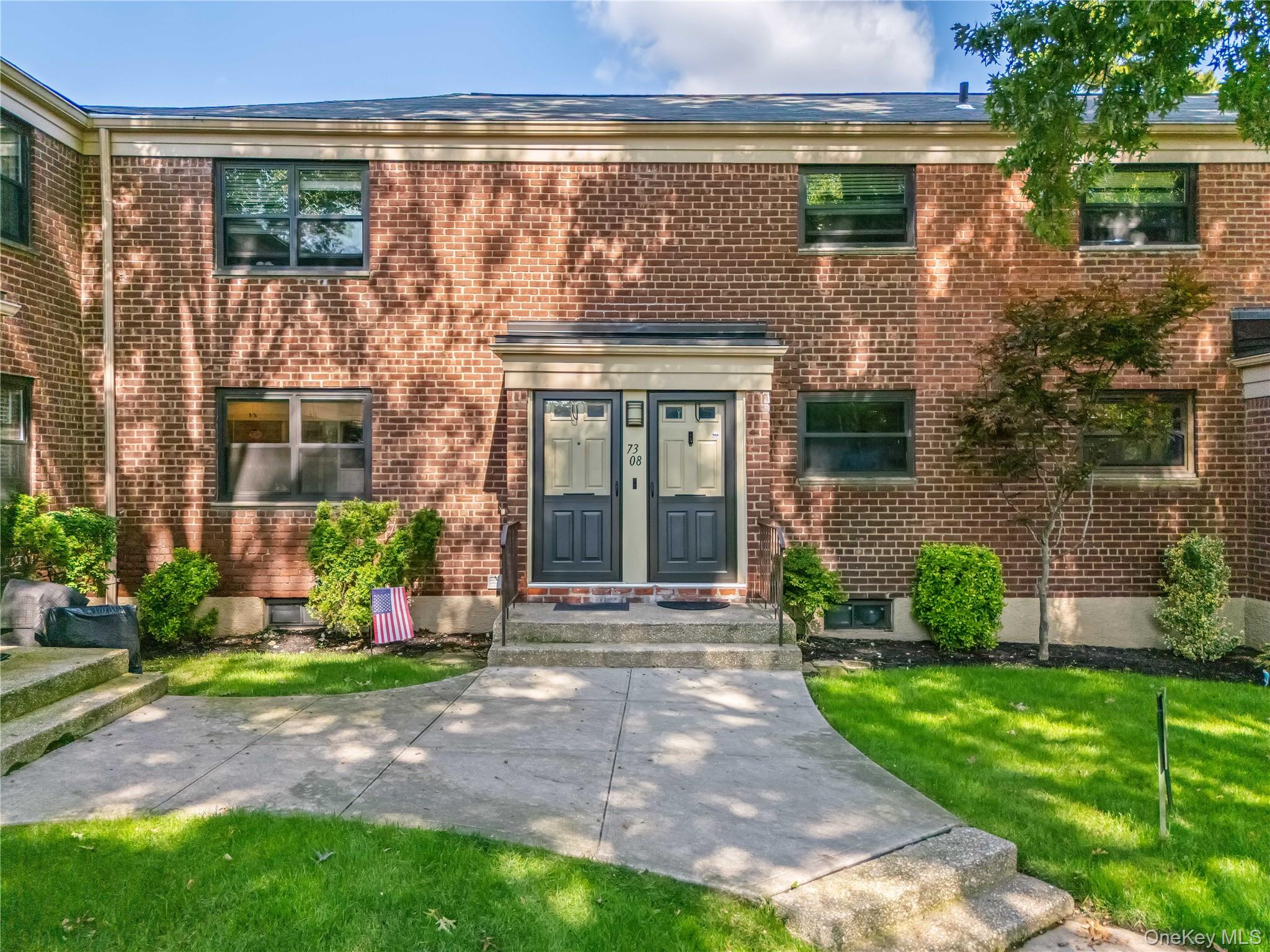 #3 photo, 73-08 220th Street, クイーンズ区 Oakland Gardens , NY 11364