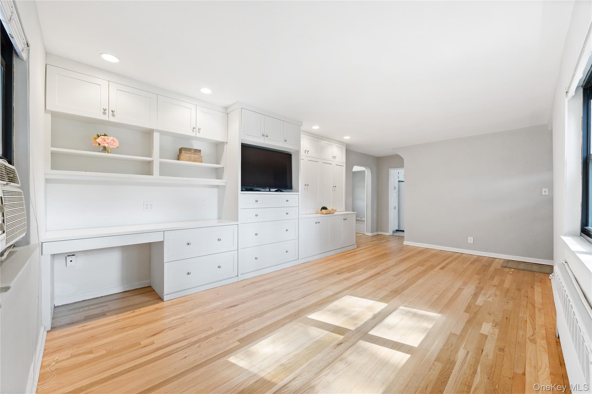 #5 photo, 73-08 220th Street, クイーンズ区 Oakland Gardens , NY 11364