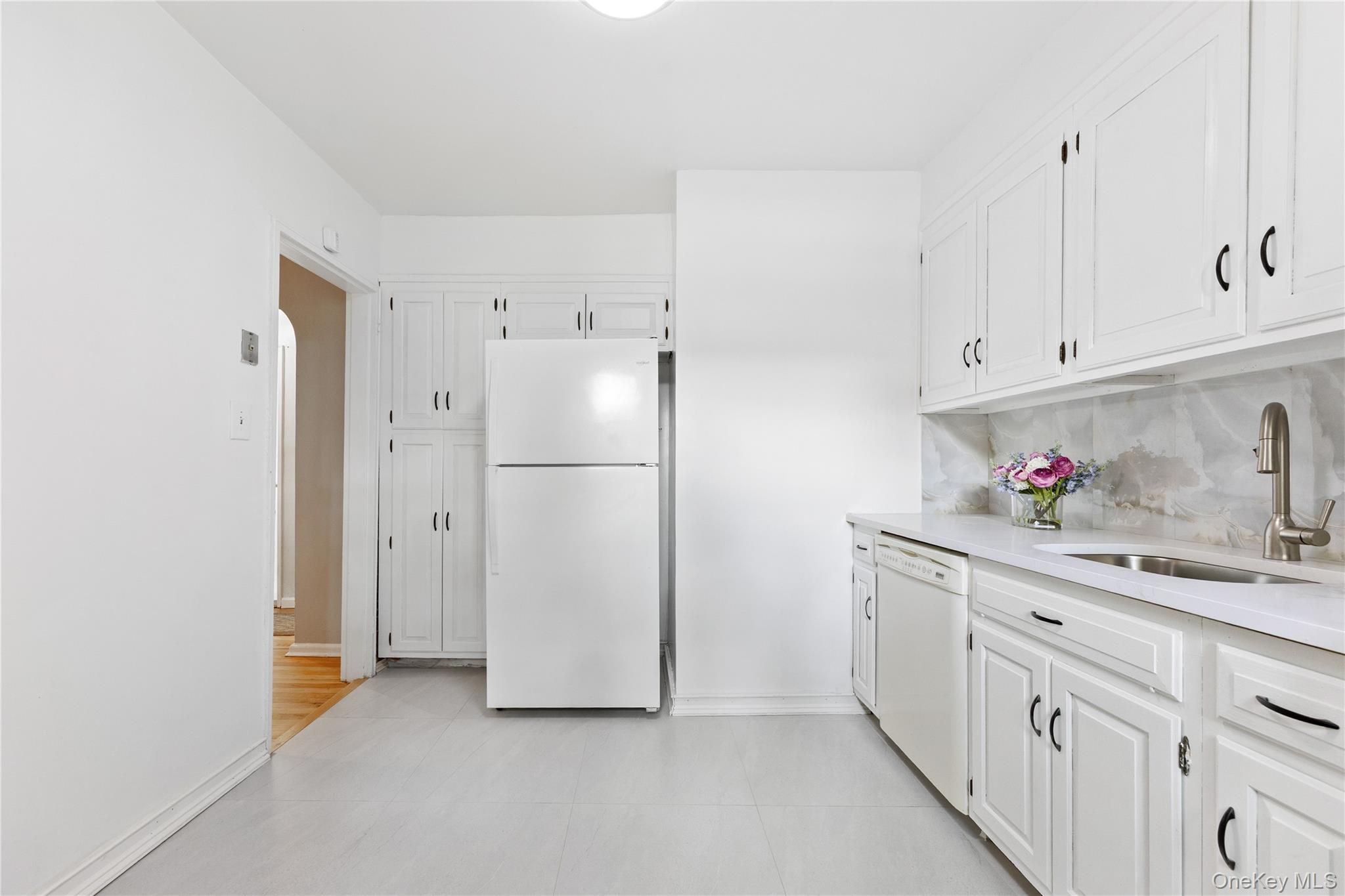 #9 photo, 73-08 220th Street, クイーンズ区 Oakland Gardens , NY 11364