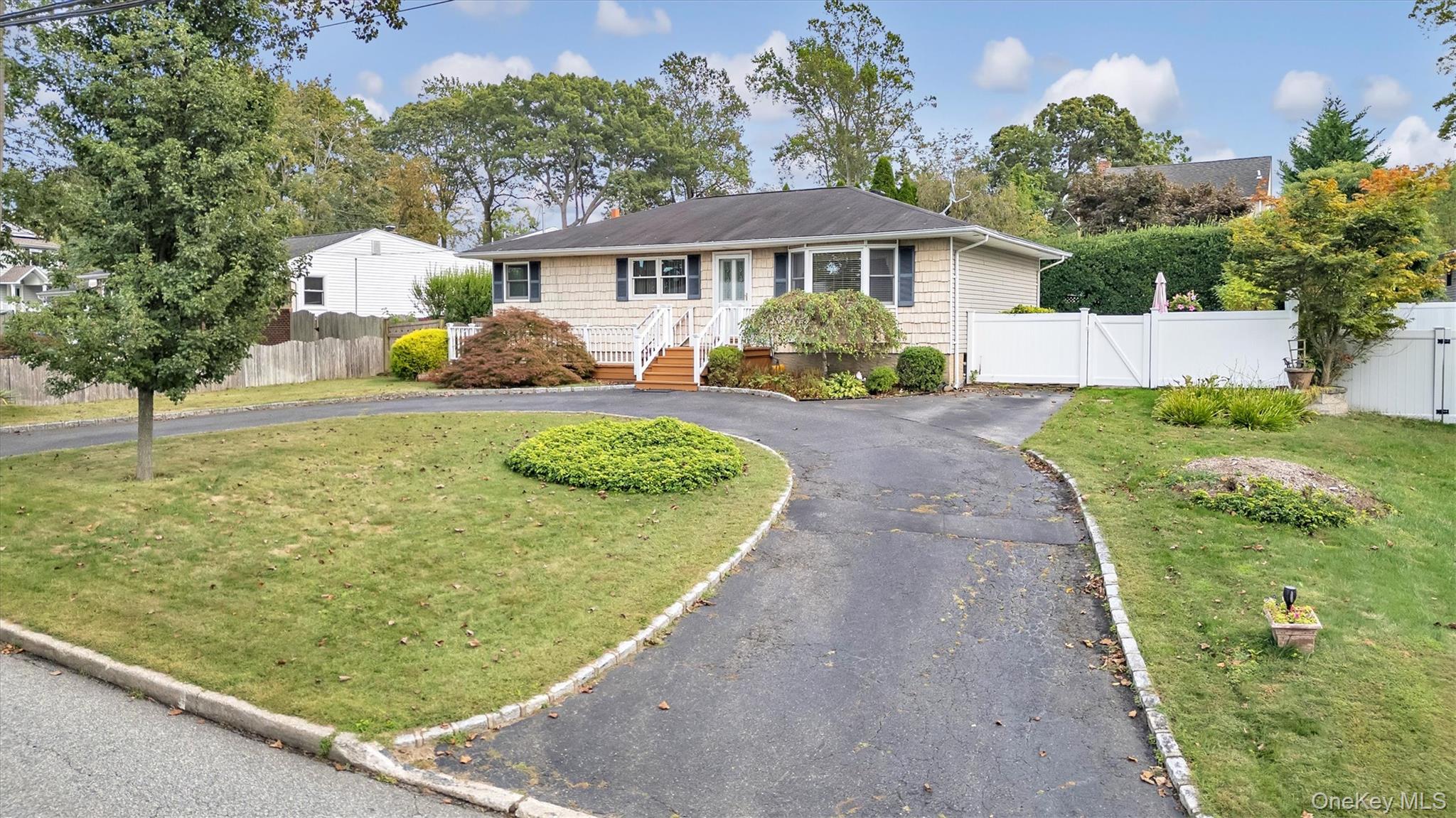 #6 photo, 207 Juniper Road, 东长岛 Kings Park , NY 11754