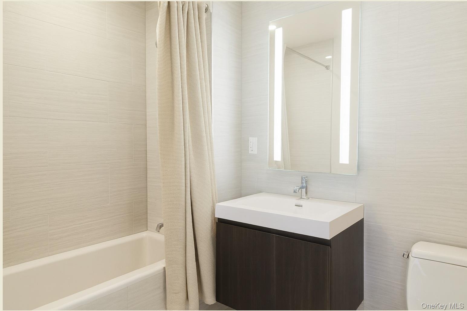 #18 photo, 131-03 40th Road, Flushing , NY 11354