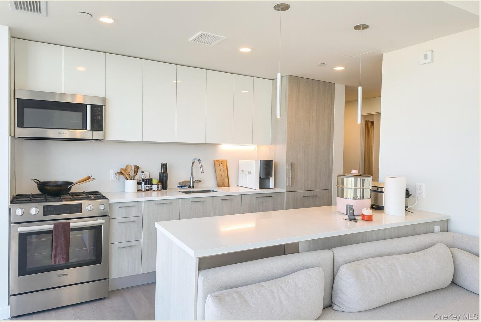 #9 photo, 131-03 40th Road, Flushing , NY 11354