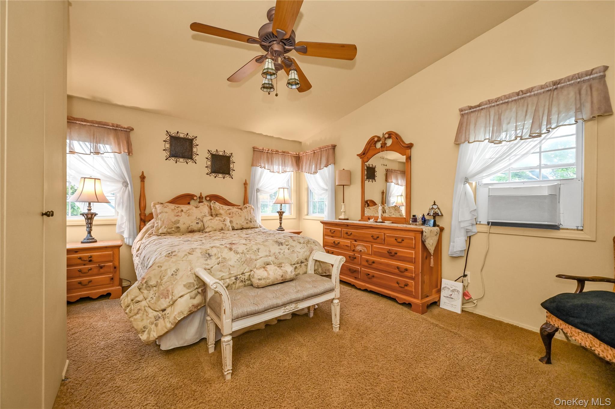 #12 photo, 39 Morris Parkway, Valley Stream , NY 11580