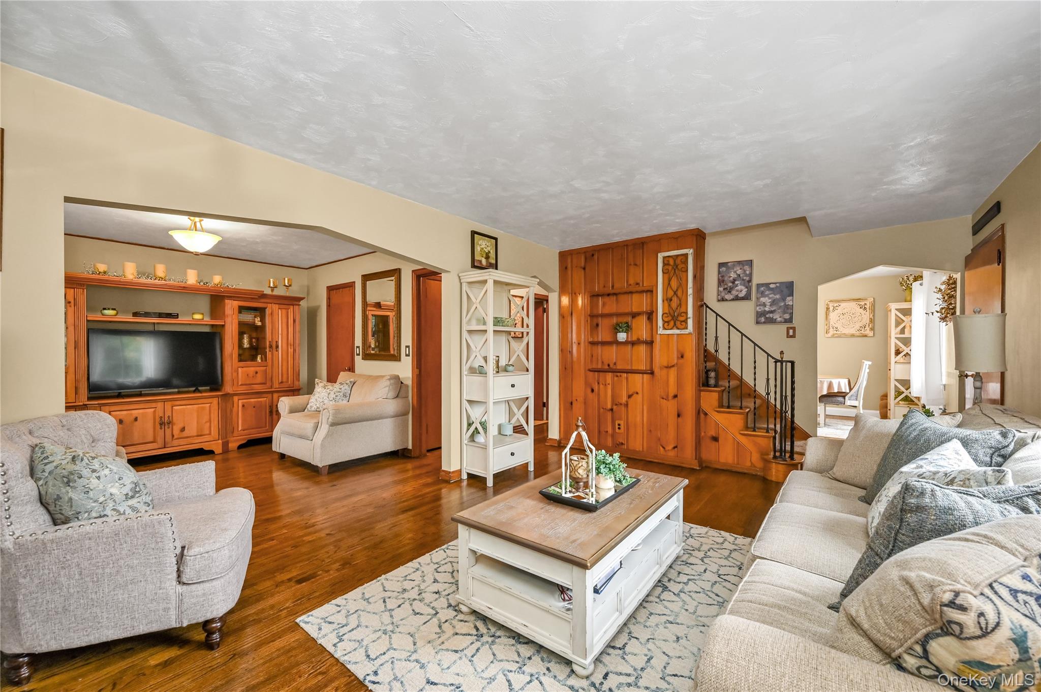 #4 photo, 39 Morris Parkway, Valley Stream , NY 11580