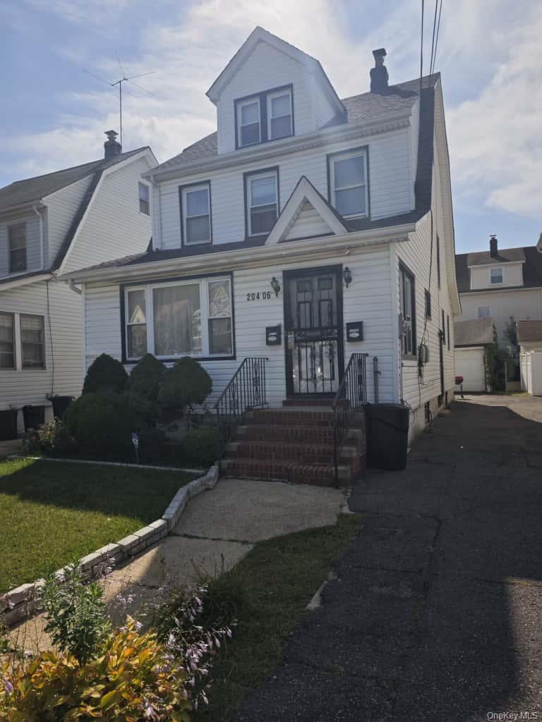 #1 photo, 204-06 109th Avenue, कुईंस Hollis , NY 11412