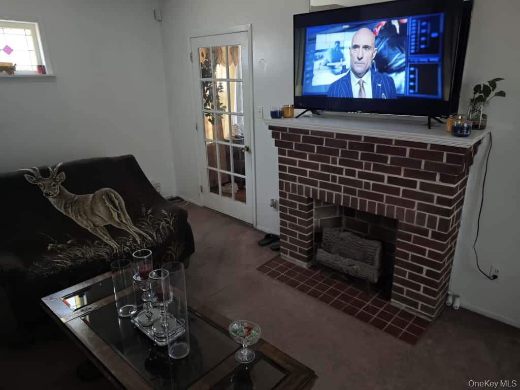 #2 photo, 204-06 109th Avenue, कुईंस Hollis , NY 11412