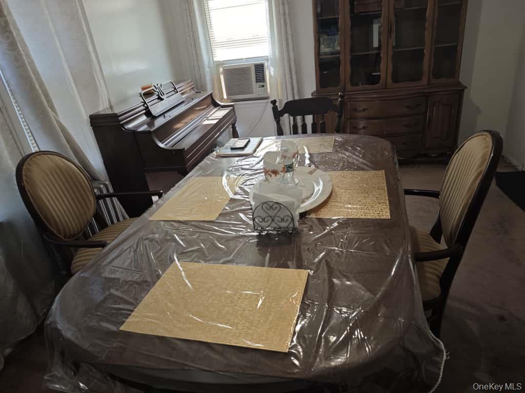 #3 photo, 204-06 109th Avenue, कुईंस Hollis , NY 11412