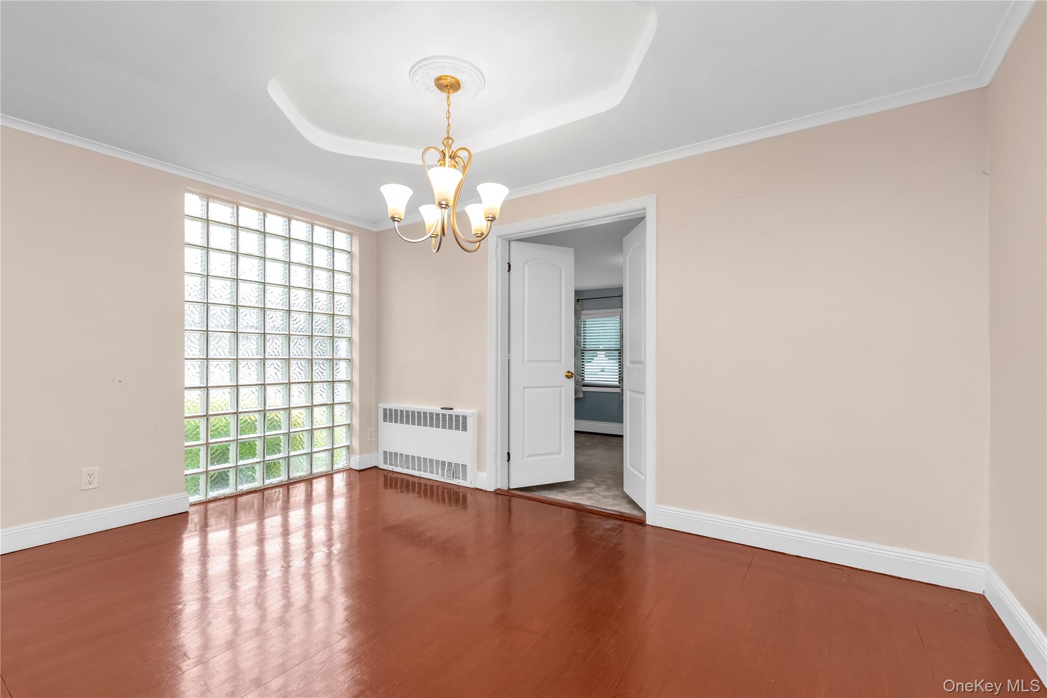 #8 photo, 56 Albermarle Avenue, Valley Stream , NY 11580