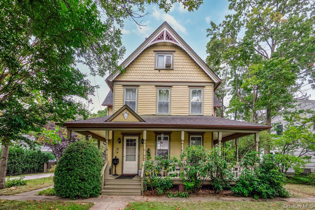 #1 photo, 32 Smith Street, ナッソー郡 Rockville Centre , NY 11570