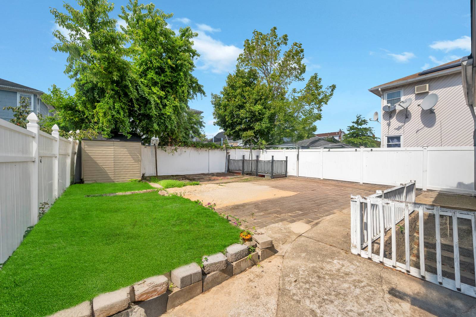 #18 photo, 548 Keller Avenue, Elmont , NY 11003