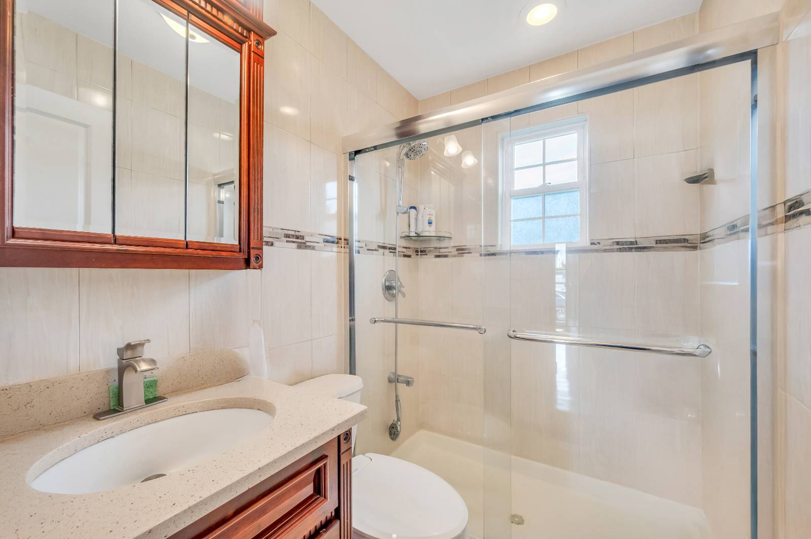 #11 photo, 154 8th Street, Bethpage , NY 11714