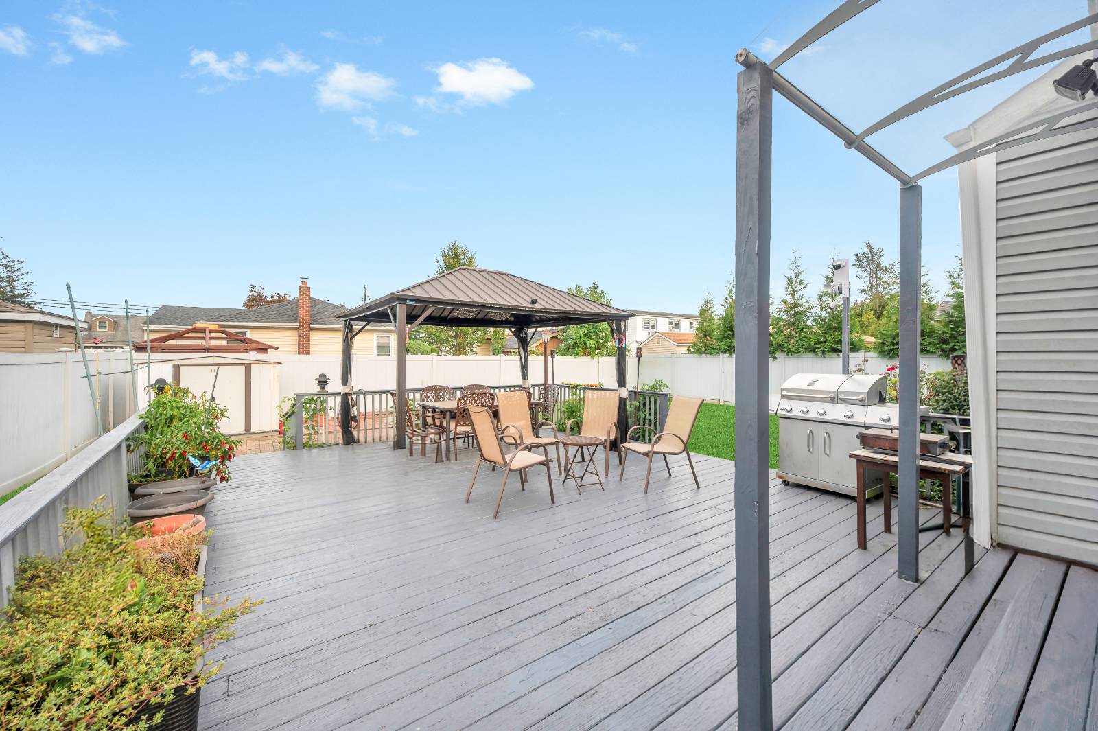 #25 photo, 154 8th Street, Bethpage , NY 11714