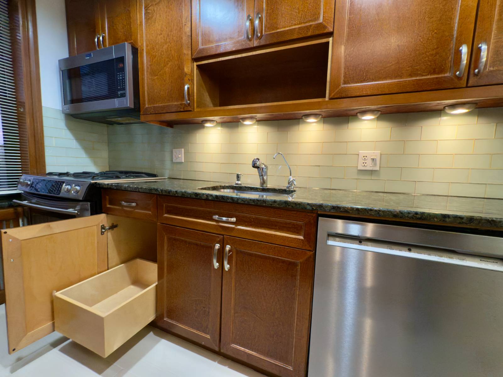 #22 photo, 1119 Ocean Parkway, #4J, ブルックリン区 Midwood , NY 11230