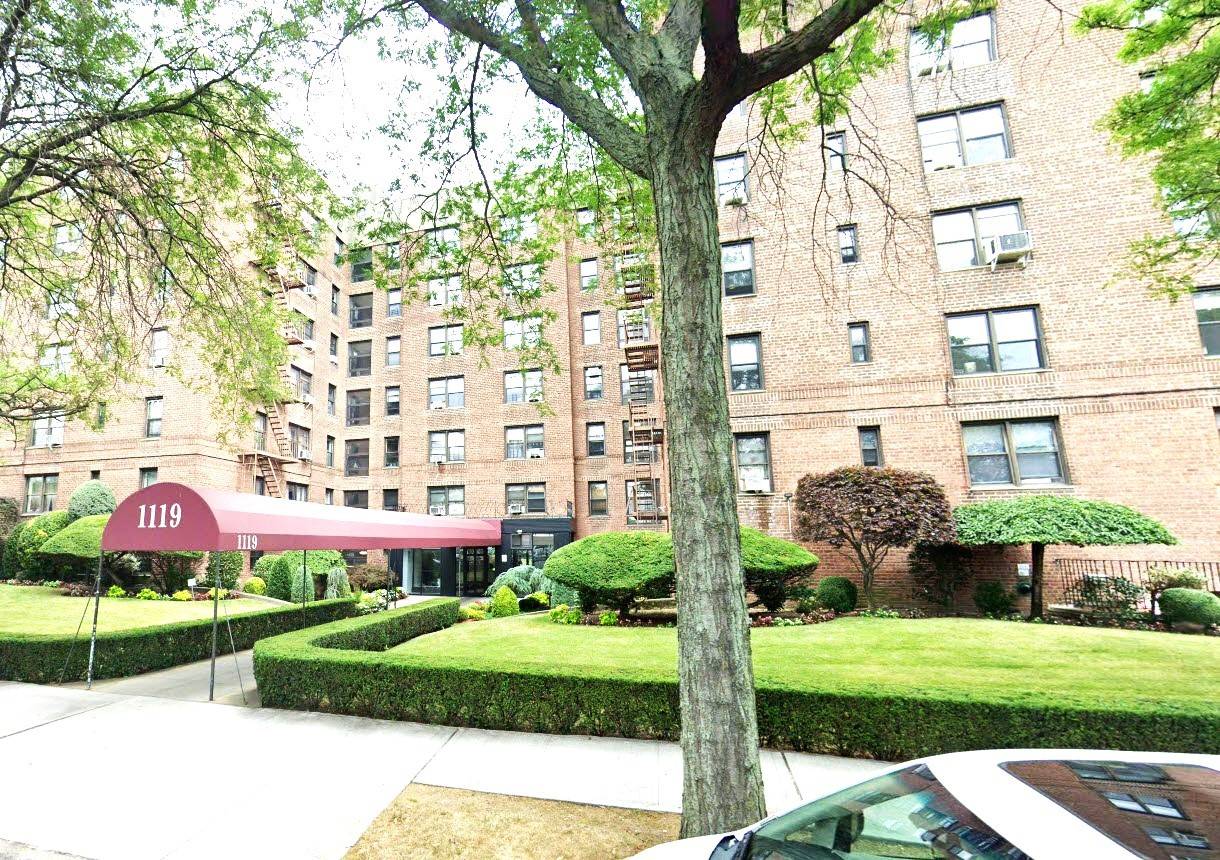 #24 photo, 1119 Ocean Parkway, #4J, ブルックリン区 Midwood , NY 11230