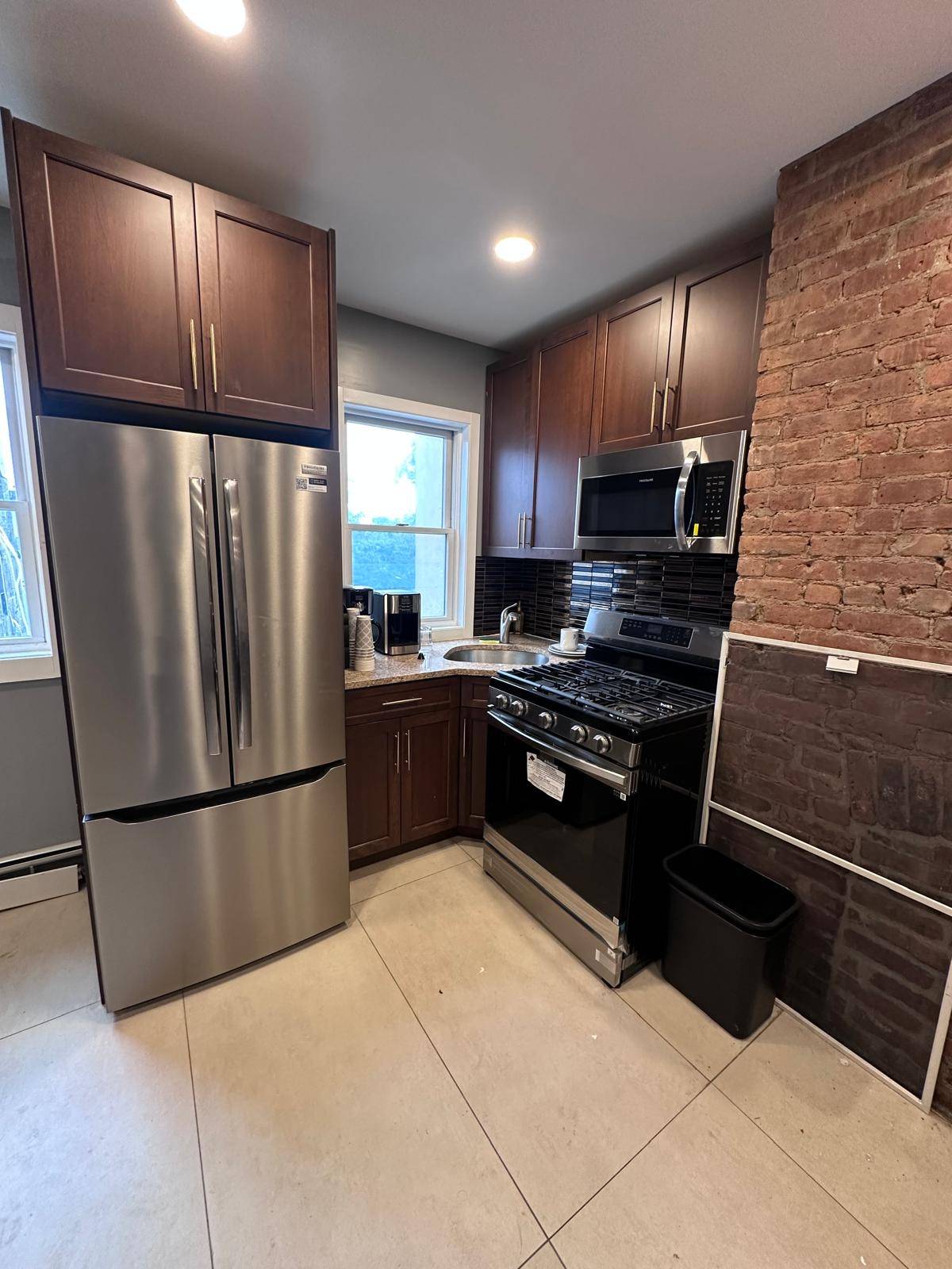 #10 photo, 387  Van Brunt Street, #2, ブルックリン区 Red Hook , NY 11231