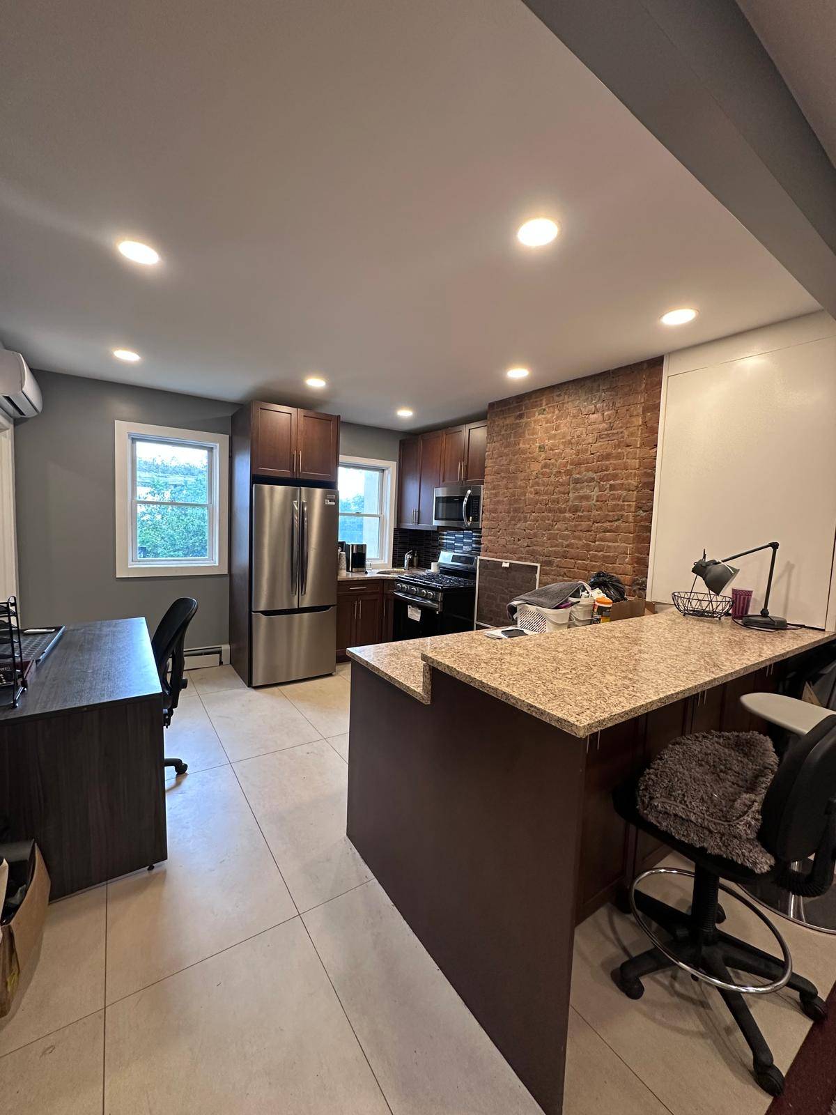 #5 photo, 387  Van Brunt Street, #2, ブルックリン区 Red Hook , NY 11231