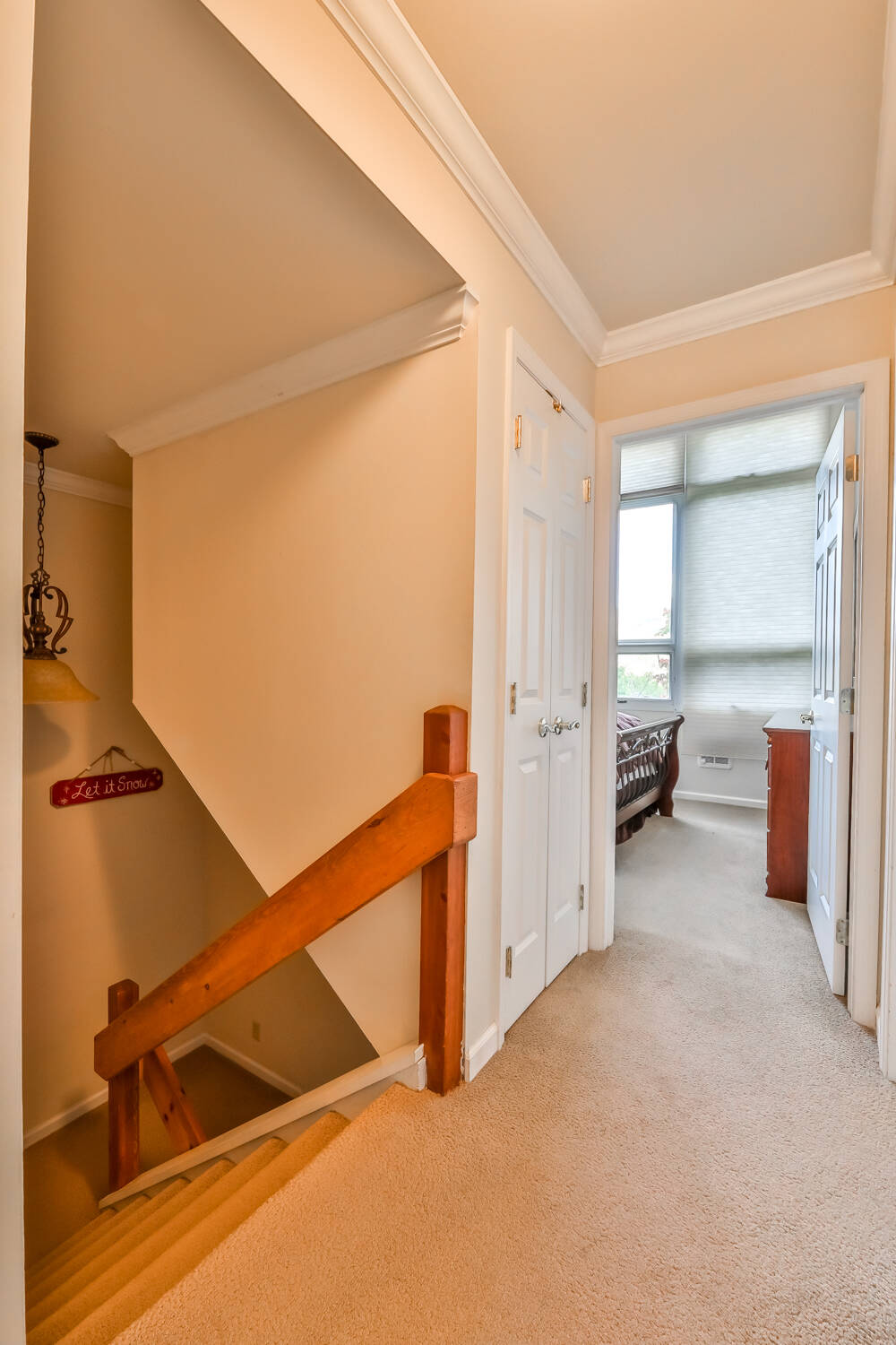 #19 photo, 79 Hunter Drive, Hunter , NY 12442