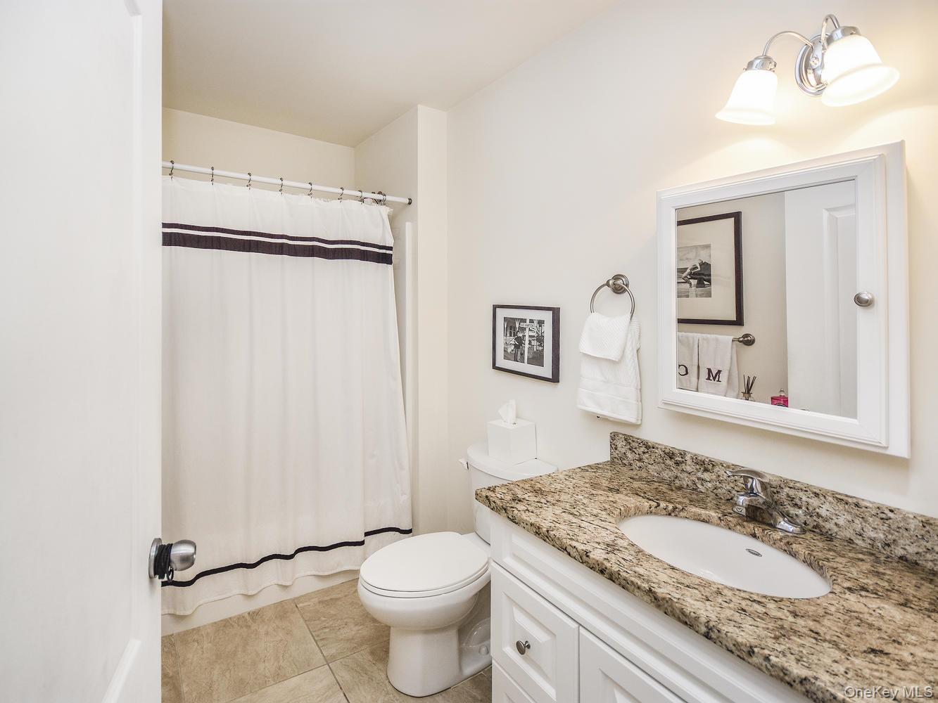 #12 photo, 400 Carney Street, Glen Cove , NY 11542