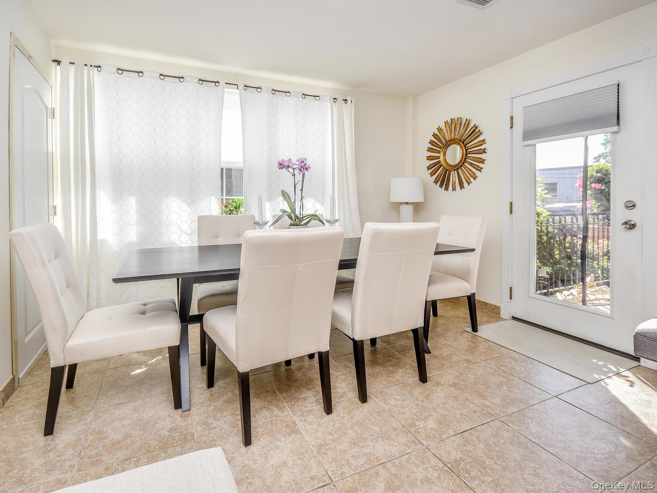 #7 photo, 400 Carney Street, Glen Cove , NY 11542