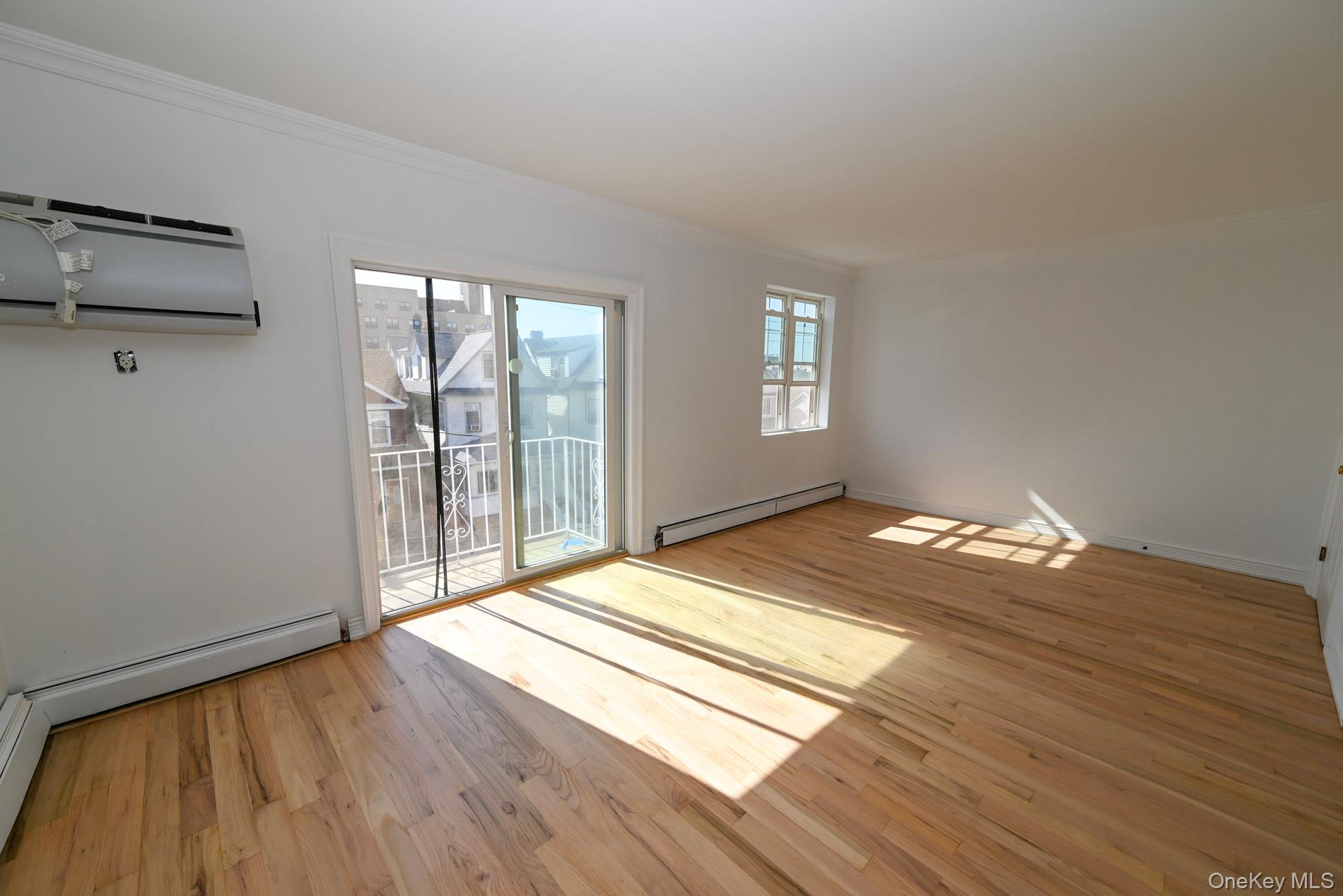 #8 photo, 126 Beach 92nd Street, クイーンズ区 Rockaway Beach , NY 11693