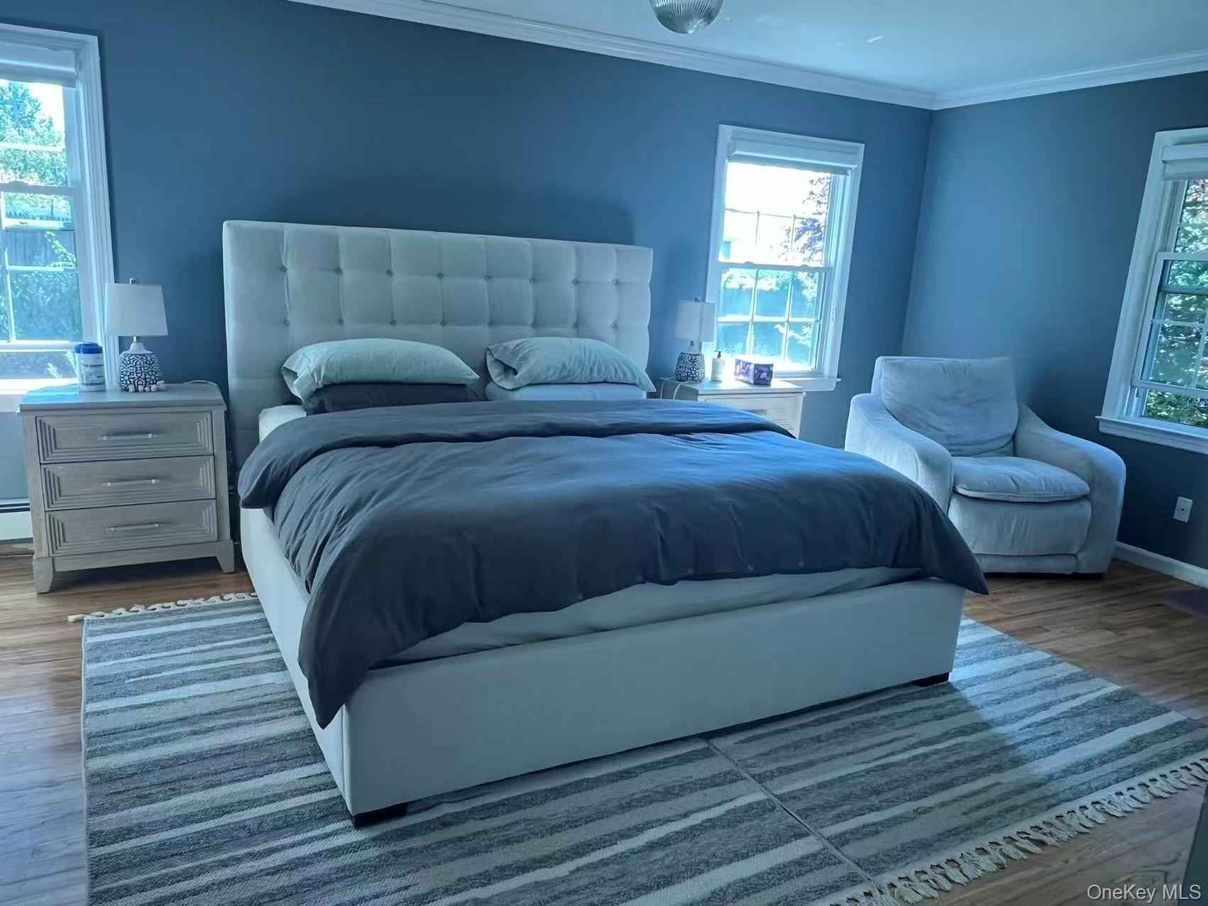 #13 photo, 2 Sunset Lane, Garden City , NY 11530