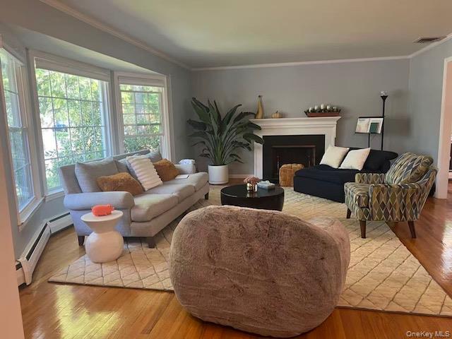 #2 photo, 2 Sunset Lane, Garden City , NY 11530