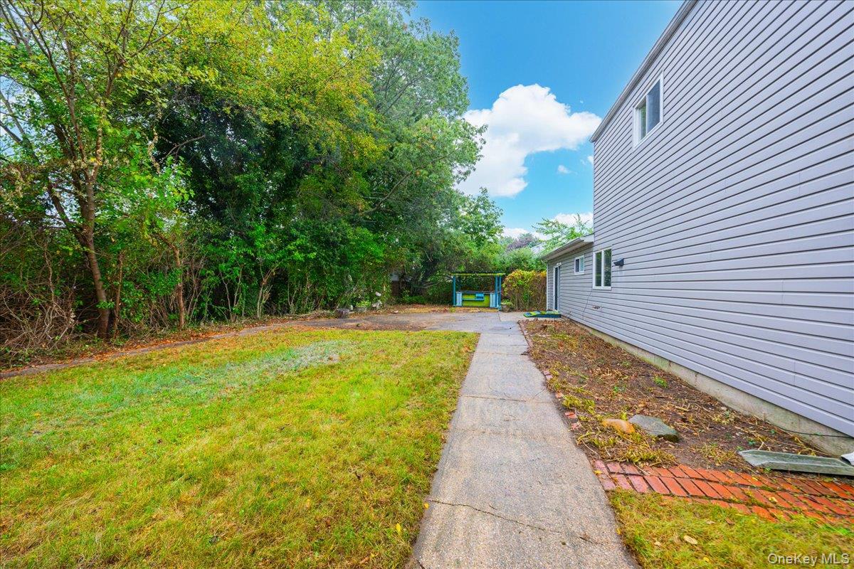 #17 photo, 103 Maple Avenue, Port Jefferson Station , NY 11776