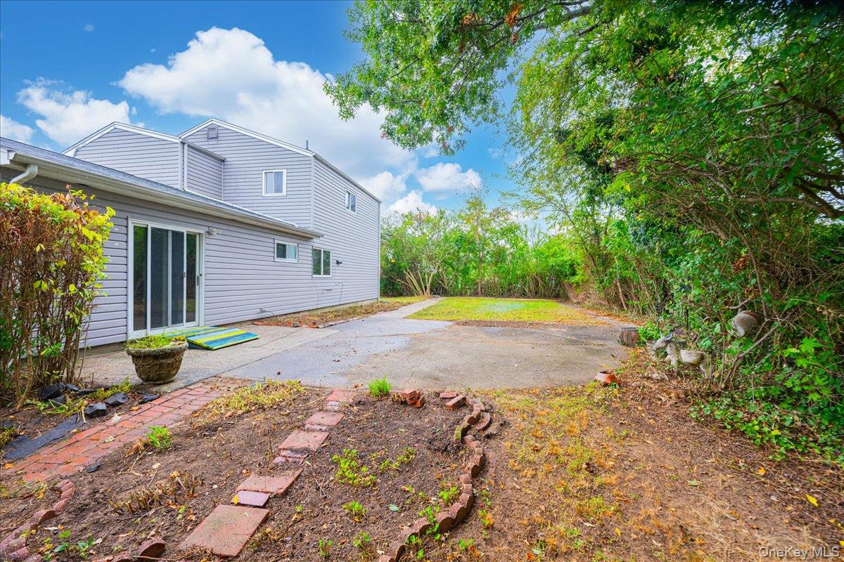 #18 photo, 103 Maple Avenue, Port Jefferson Station , NY 11776