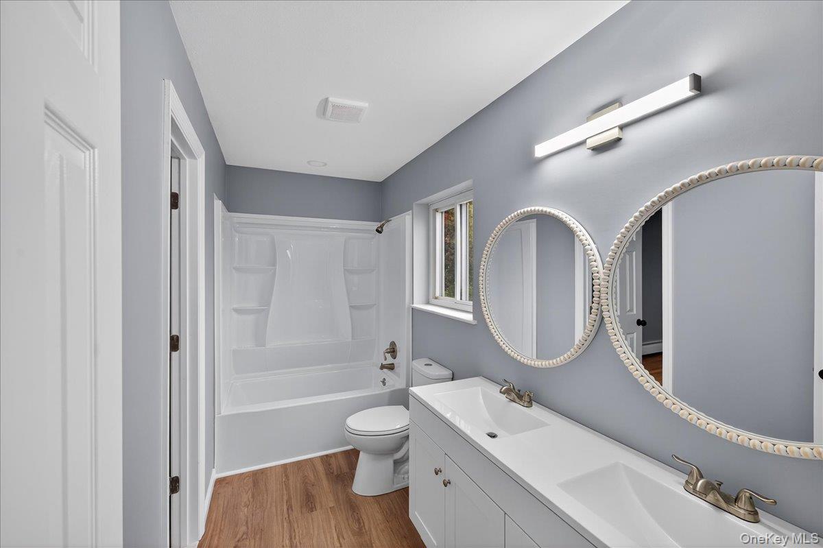 #8 photo, 103 Maple Avenue, Port Jefferson Station , NY 11776