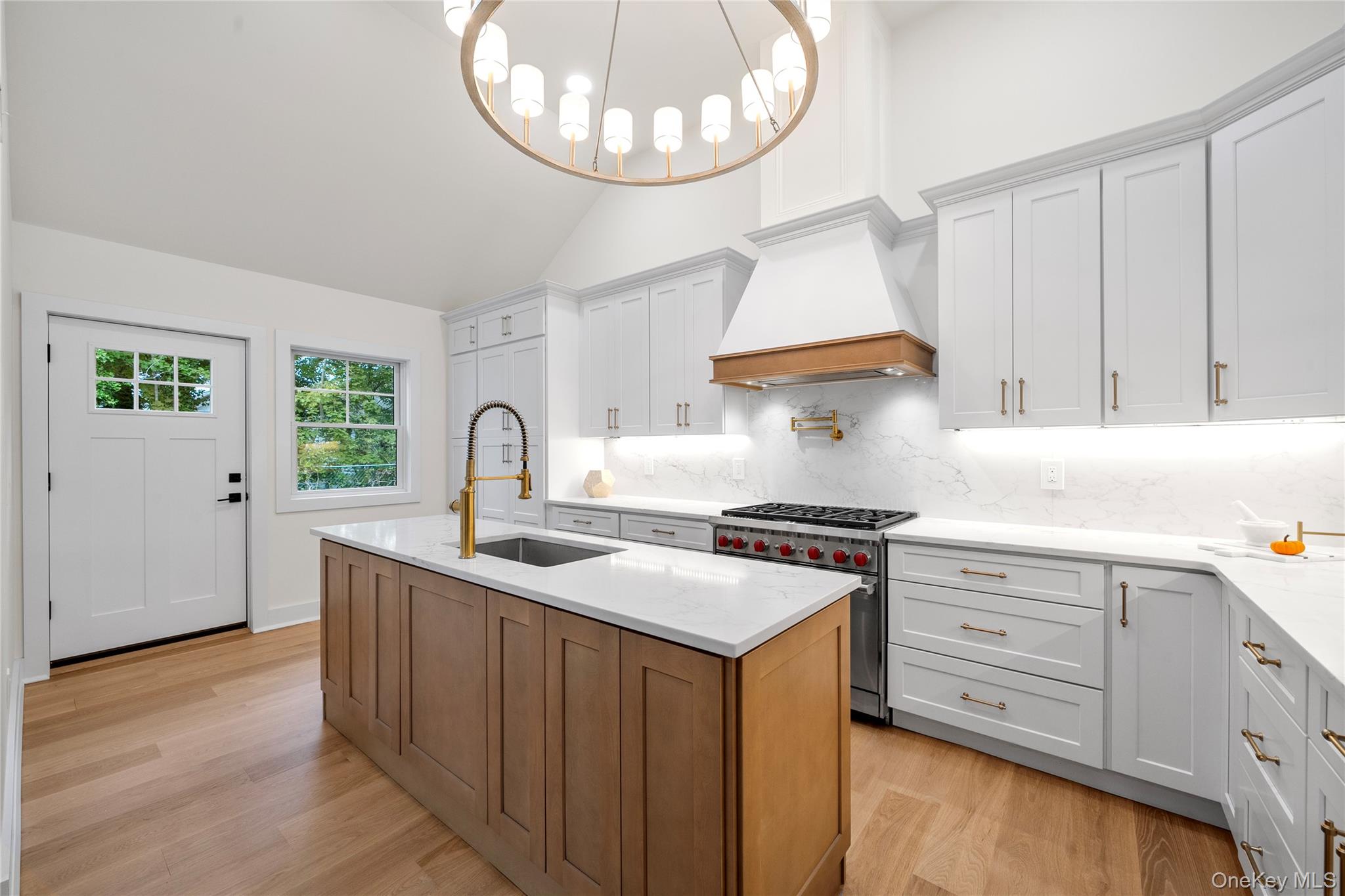 #4 photo, 147 S Fairview Avenue, Bayport , NY 11705