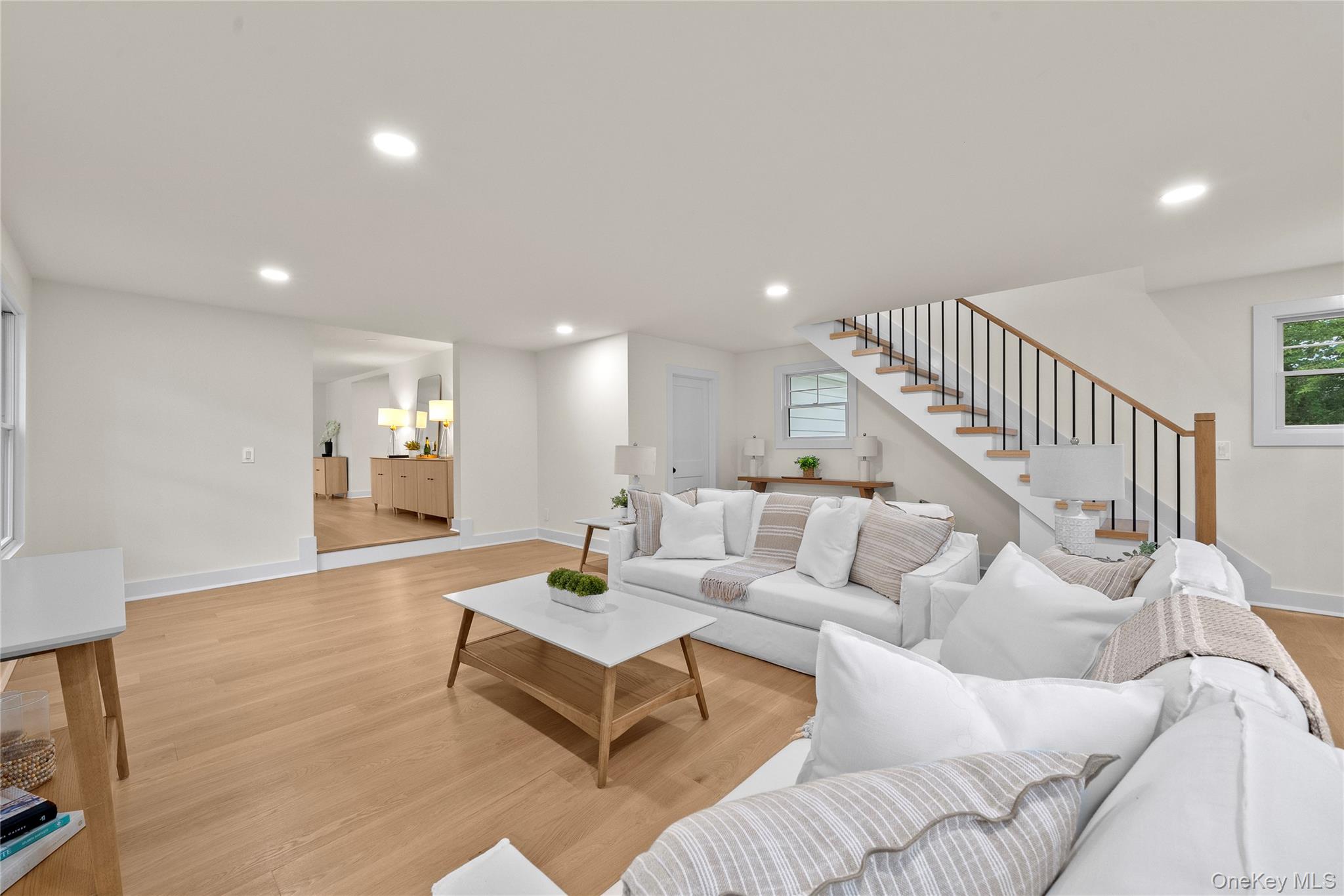 #8 photo, 147 S Fairview Avenue, Bayport , NY 11705