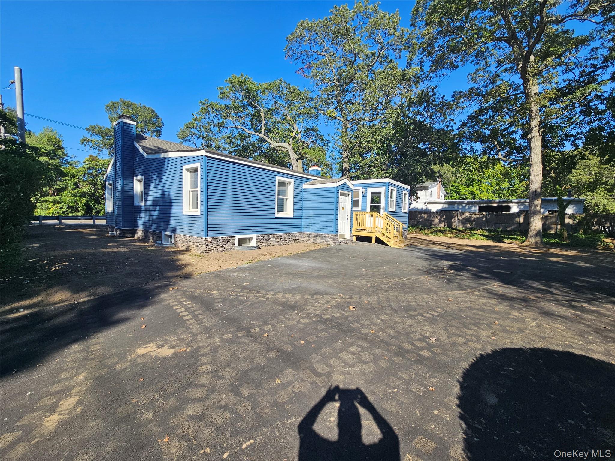 #8 photo, 700 Hallock Avenue, Port Jefferson Station , NY 11776