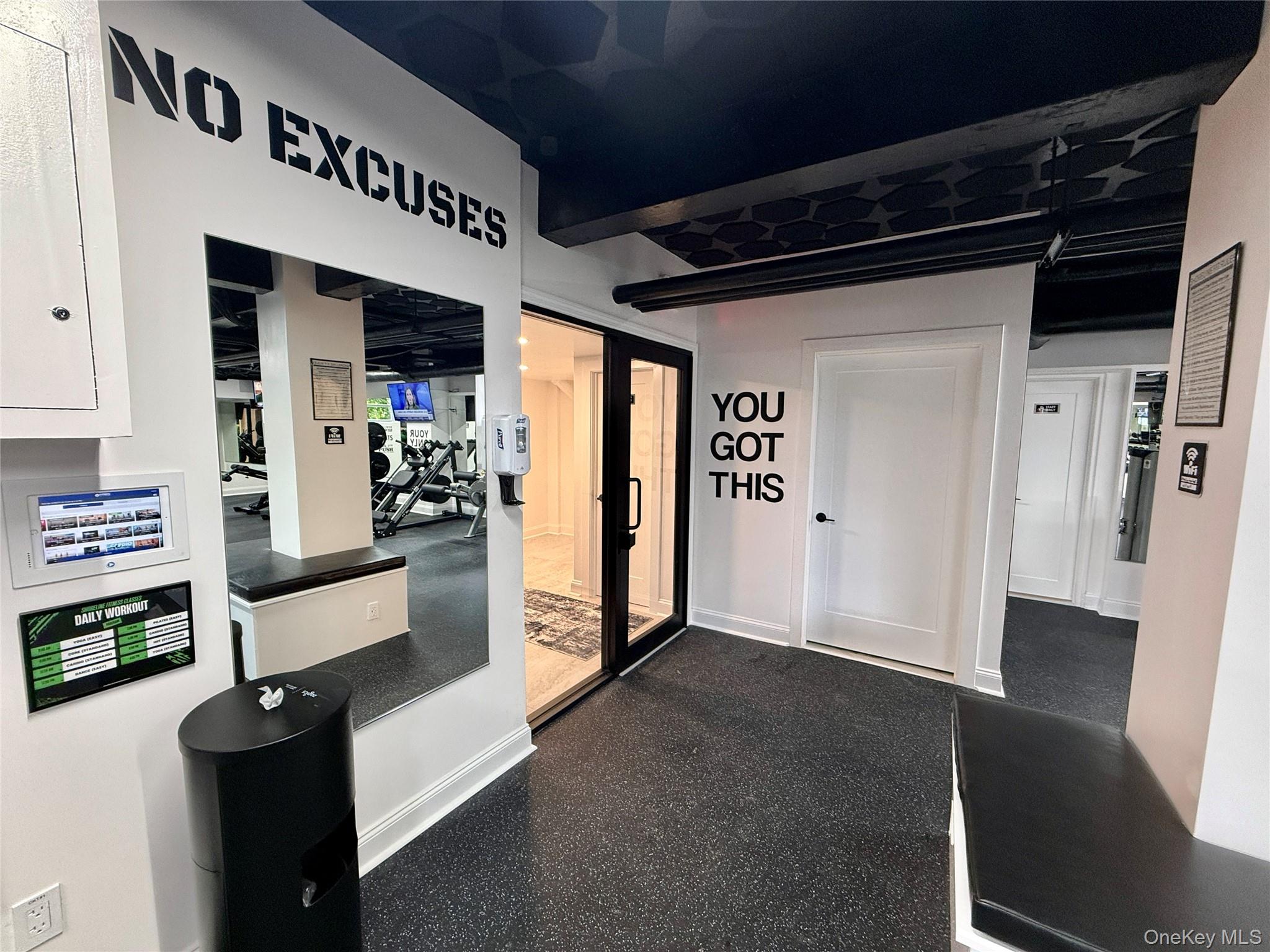 #16 photo, 220 Pelham Road, New Rochelle , NY 10805