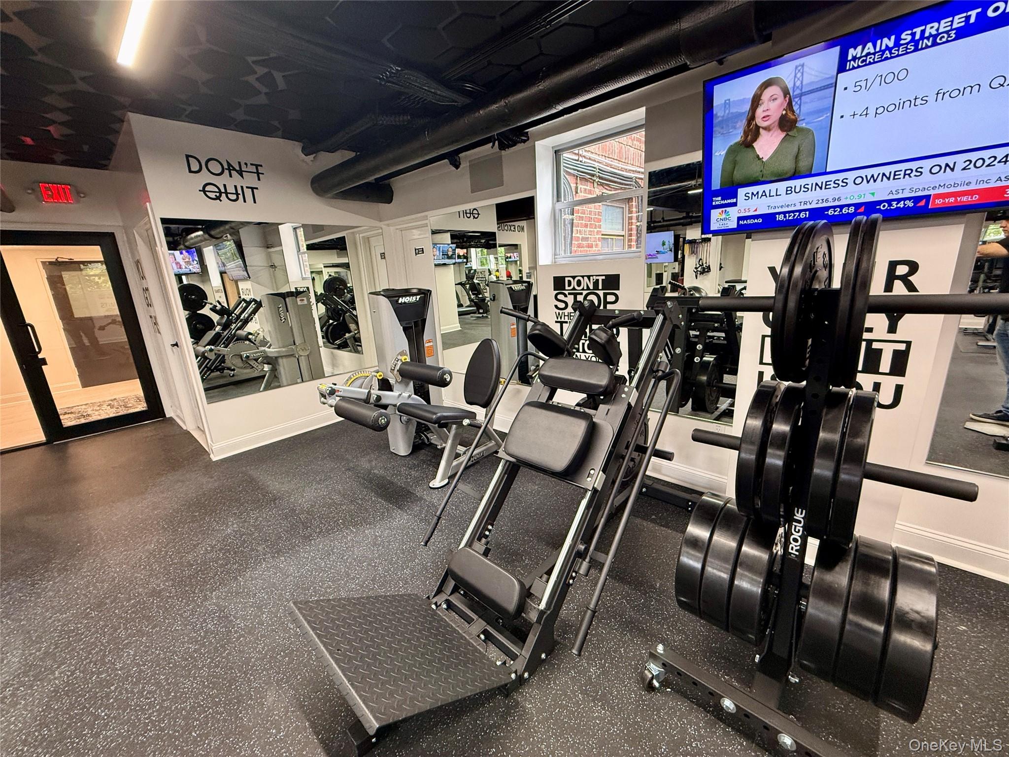 #17 photo, 220 Pelham Road, New Rochelle , NY 10805