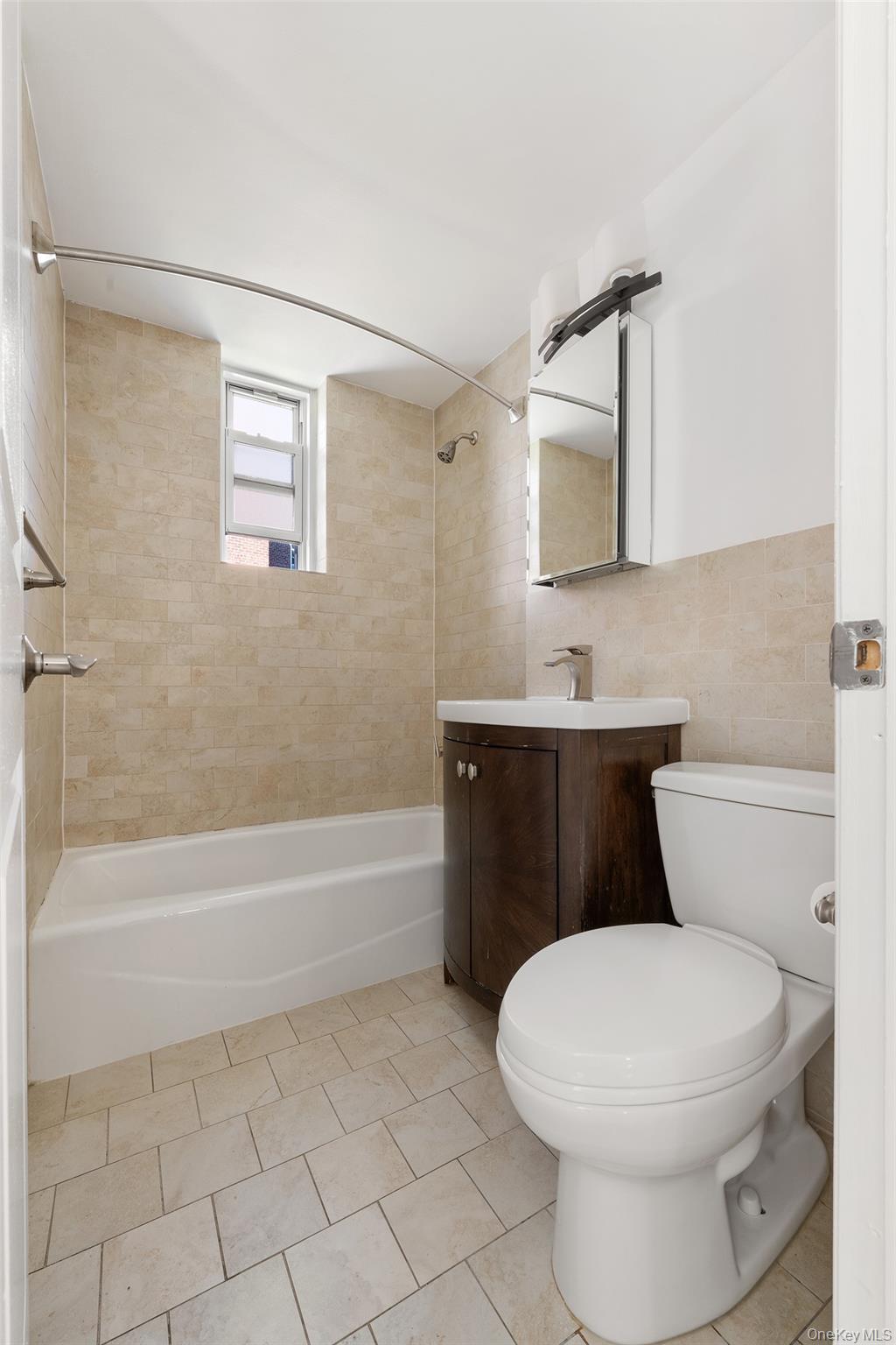 #8 photo, 220 Pelham Road, New Rochelle , NY 10805