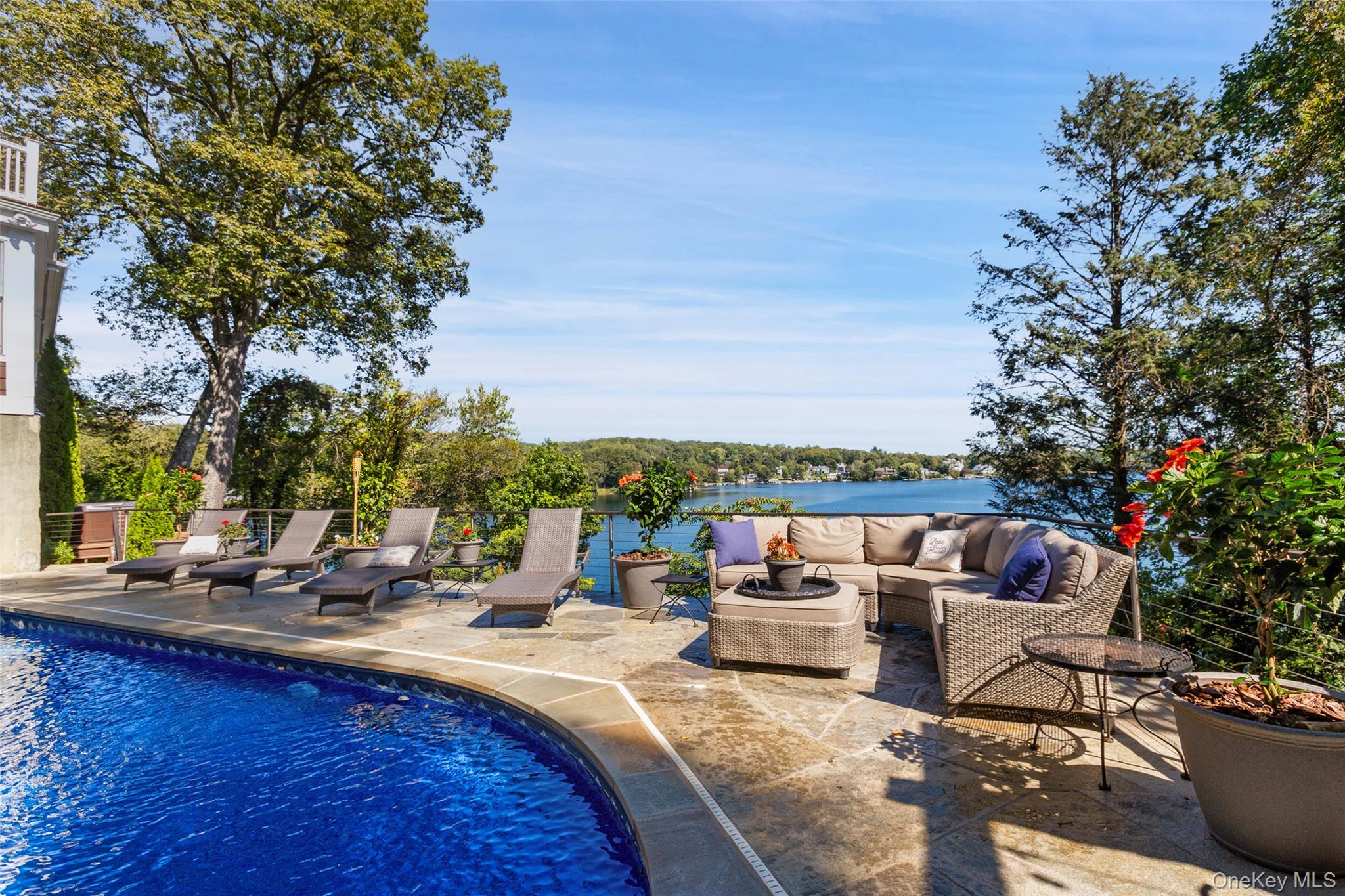 #7 photo, 300 West Lake Blvd, Mahopac , NY 10541