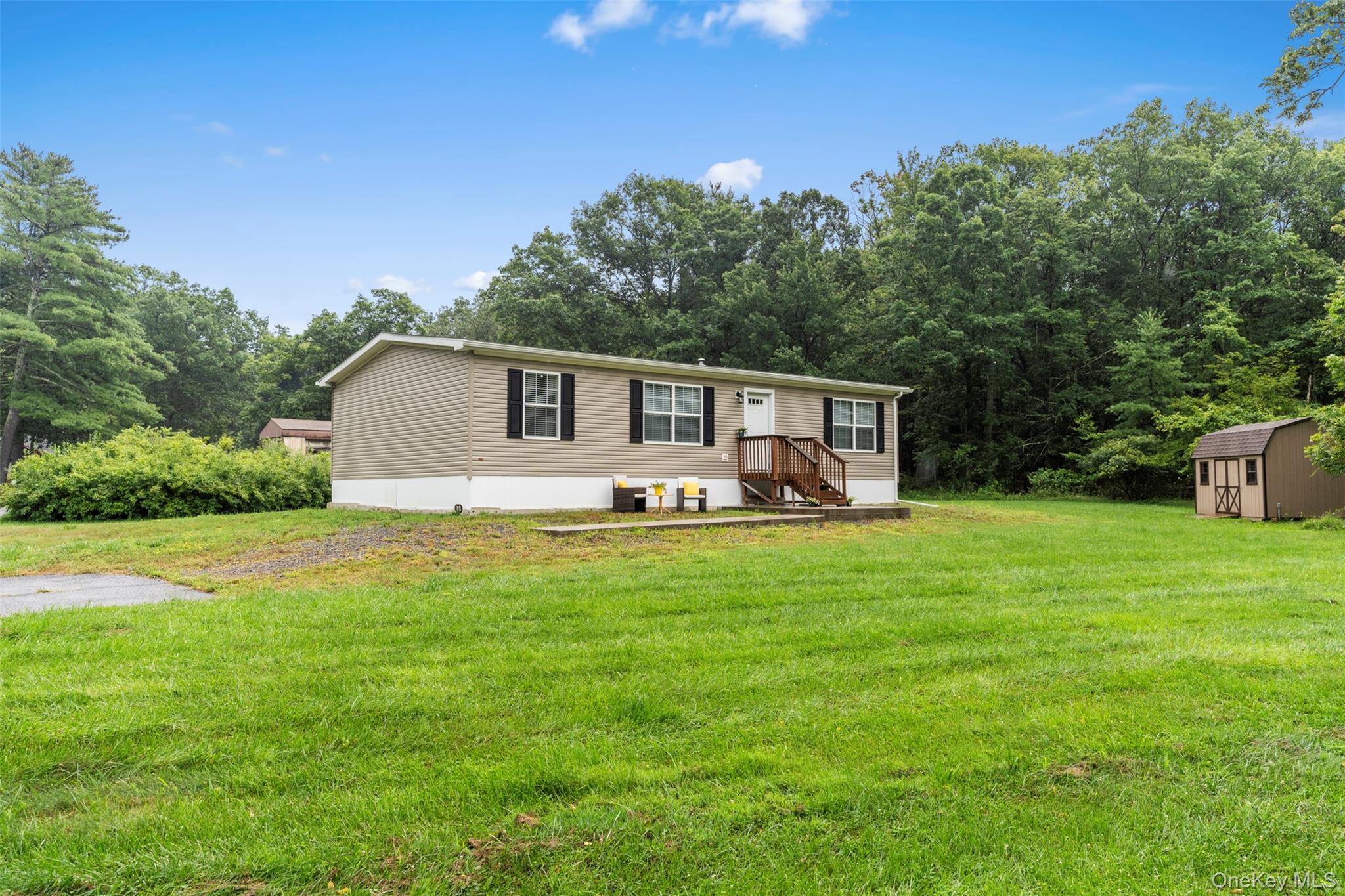 #3 photo, 242 Ruby, Kingston , NY 12401