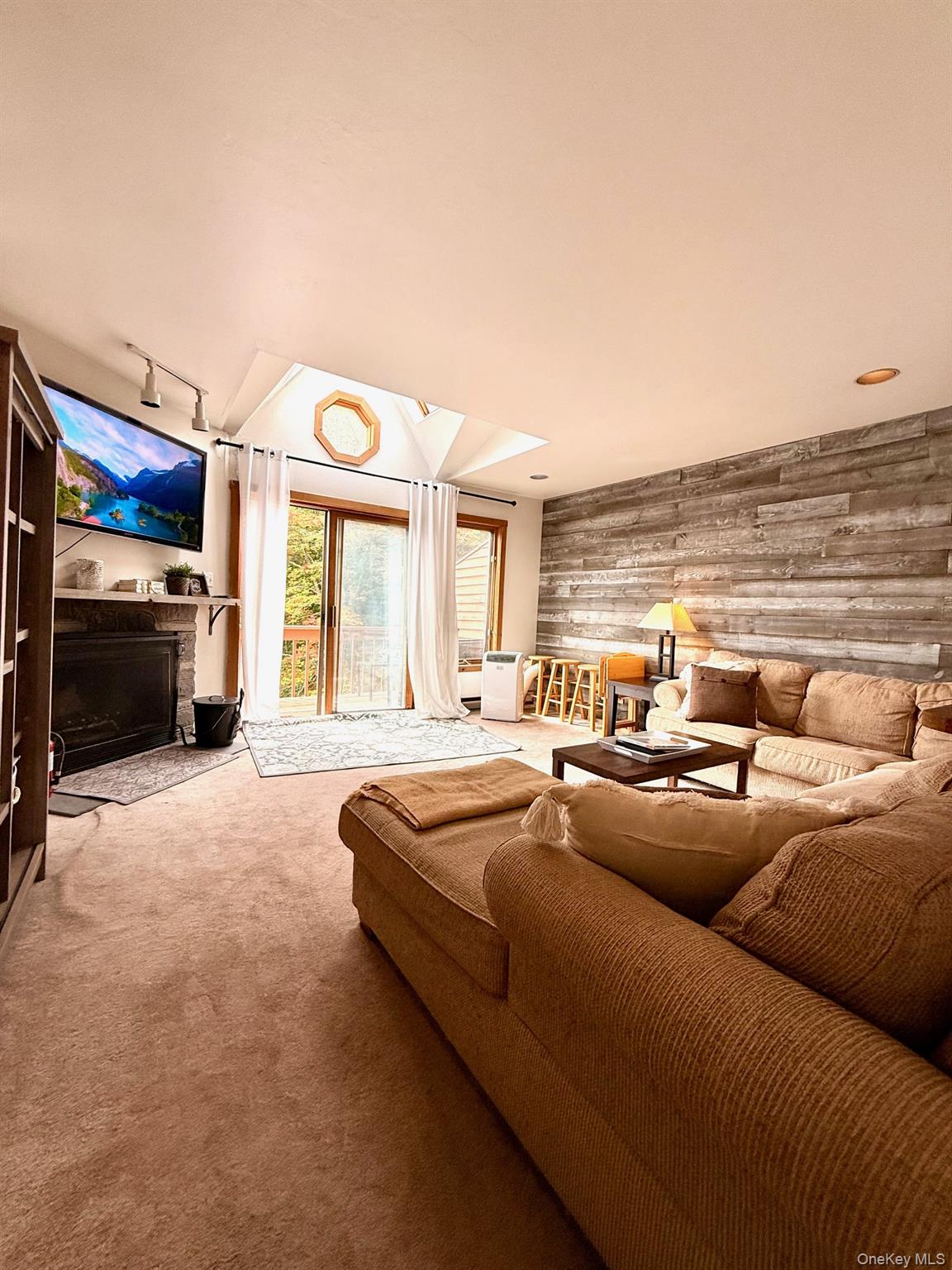 #8 photo, 2 Quads Way, Windham , NY 12496